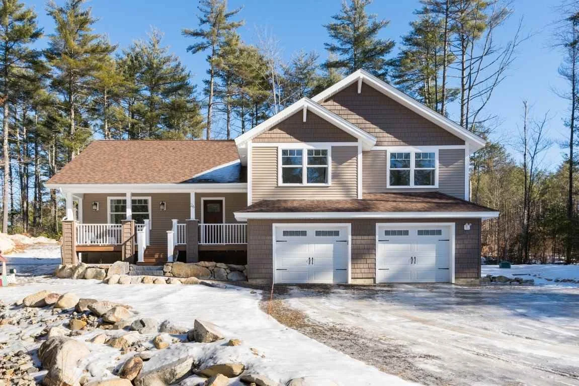 26 Kent Locke Circle, Alton NH.jpg