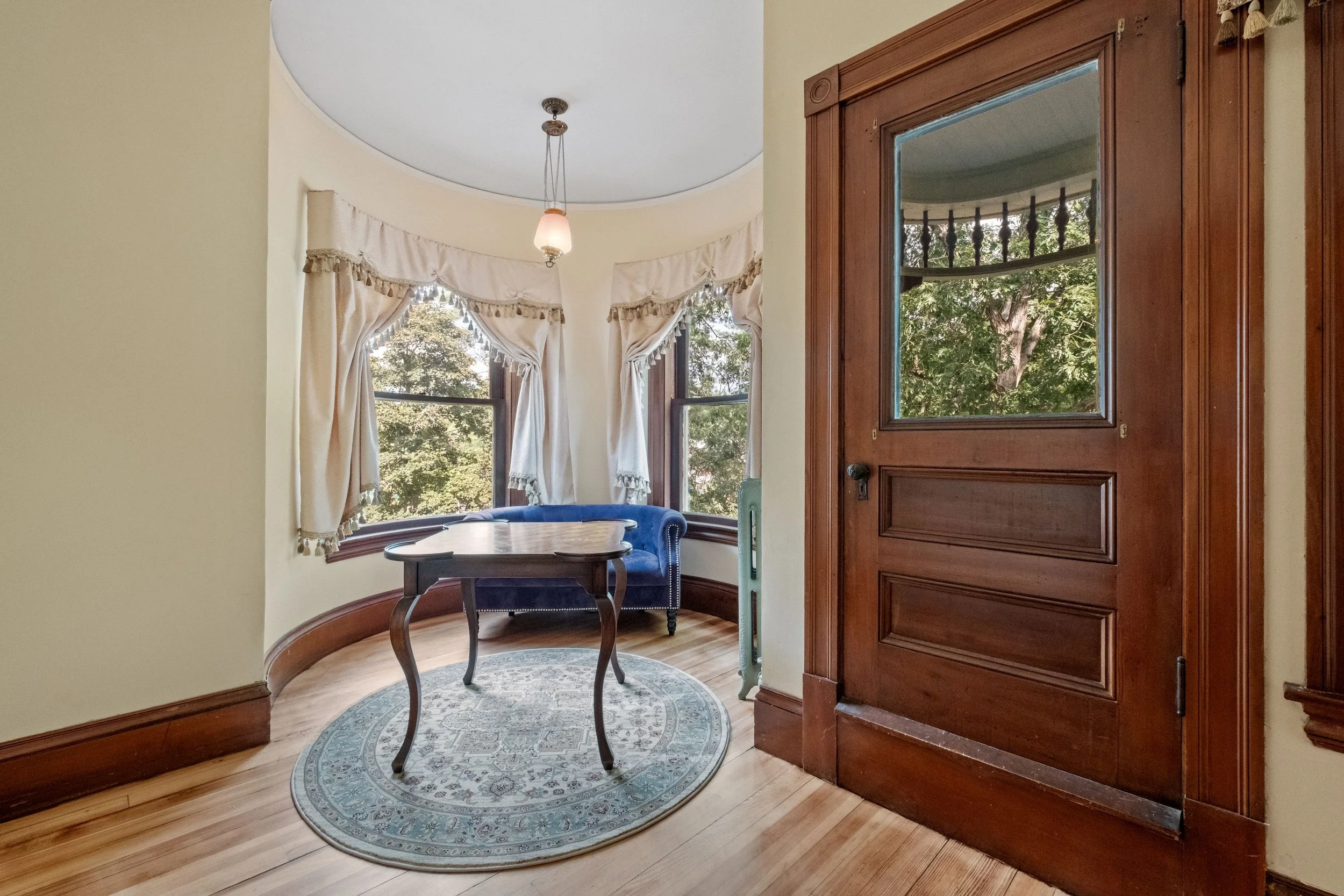 68 Center Street - Margot Skelley (66).jpg