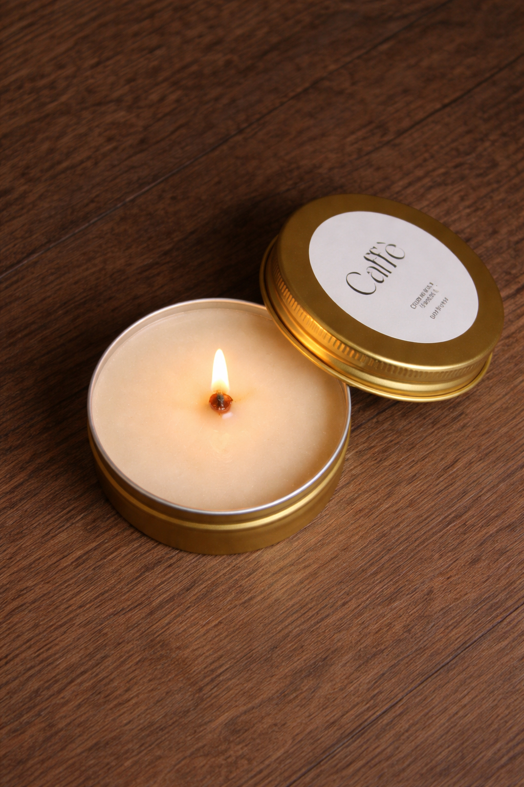 Candele Eleganti per un Matrimonio d’Autunno o d’Inverno: Calore, Profumo e Magia Stagionale