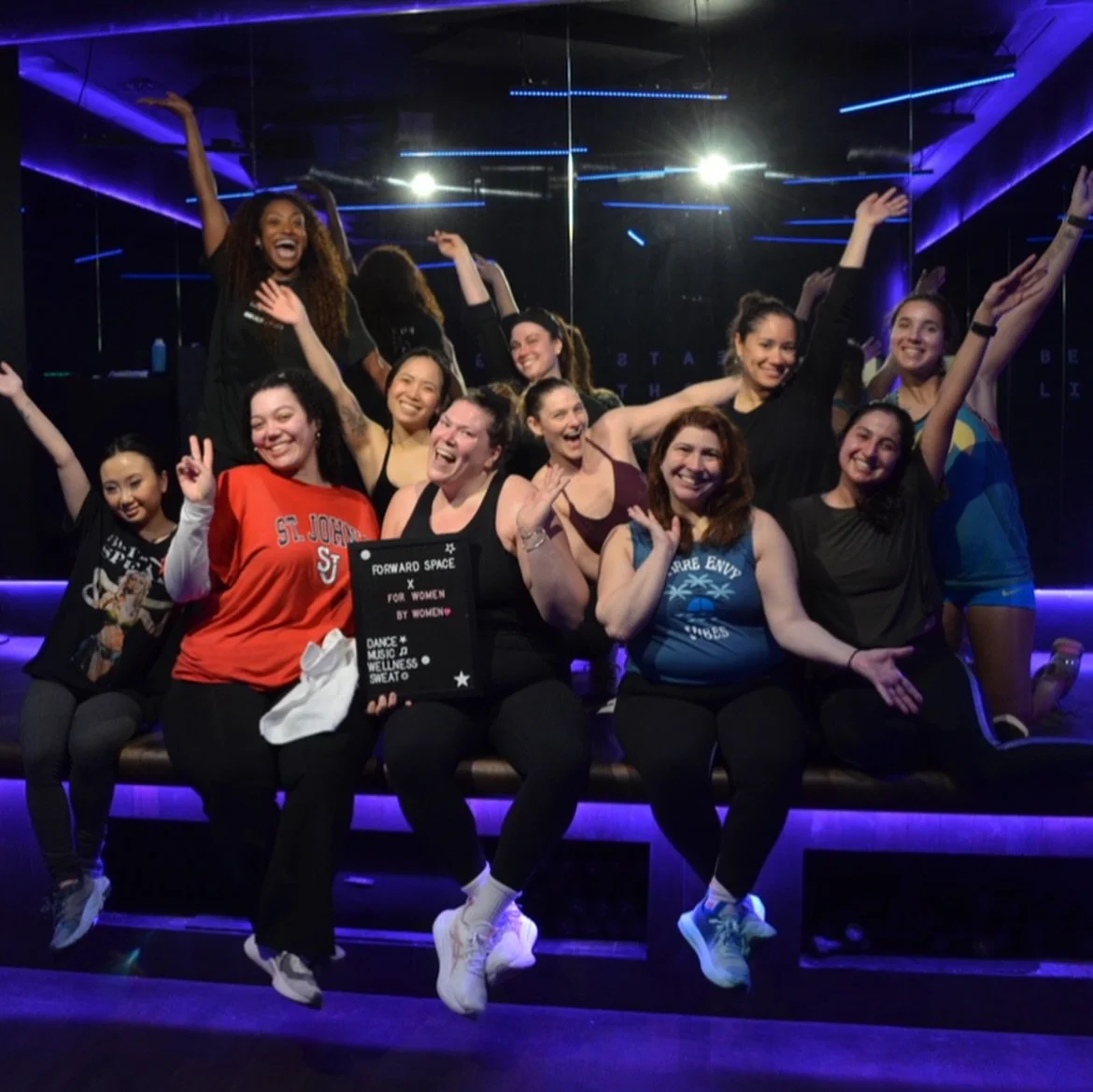 We 💜 @forward__space !!!! This weekend we had the best time taking a dance class with all profit being donated to help us end period poverty!! Thank you to everyone who came and to @eatonbotanicals for always supporting us ☺️🫶🫵