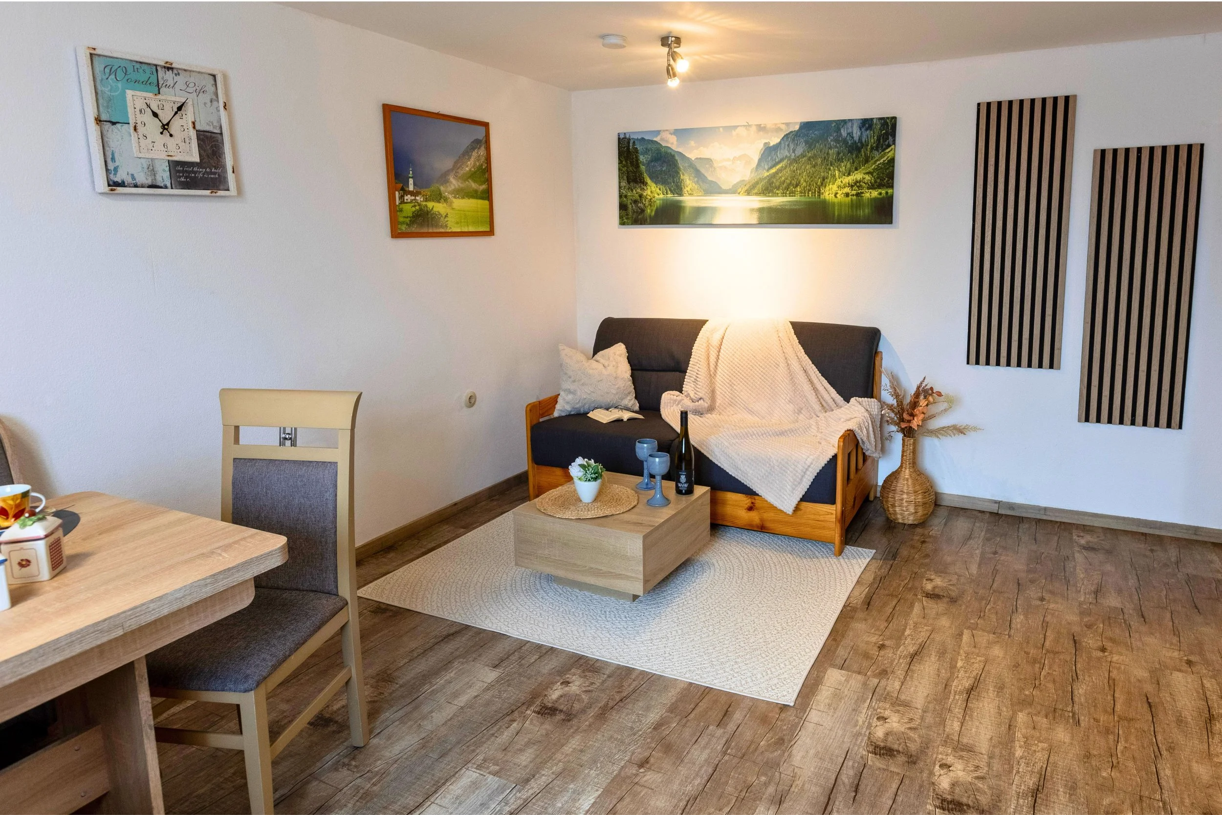 Morgensonne - Wohnbereich 2.jpg