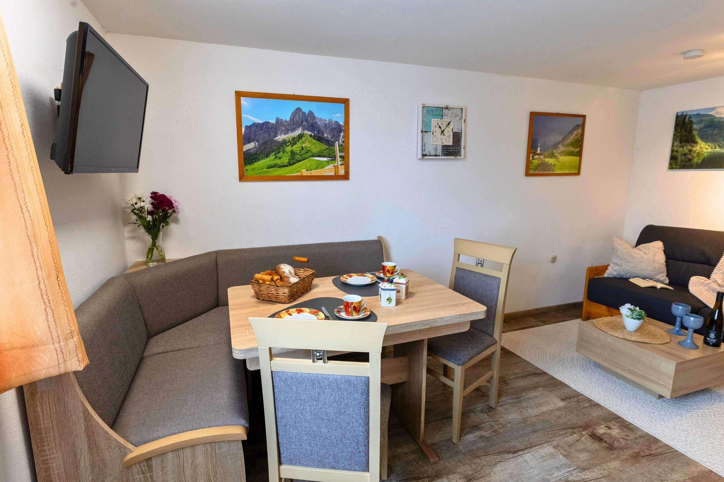 Morgensonne - Wohnbereich 3.jpg