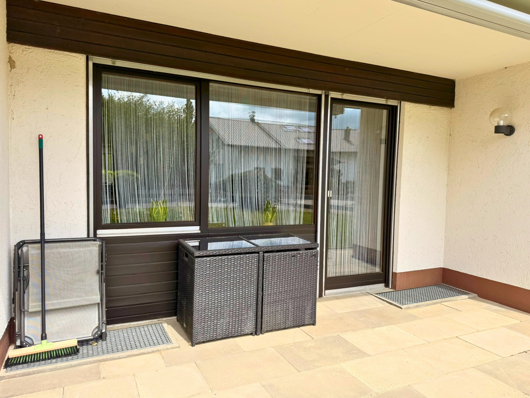 Terrasse mit Sitzgelegenheit für entspannte Stunden