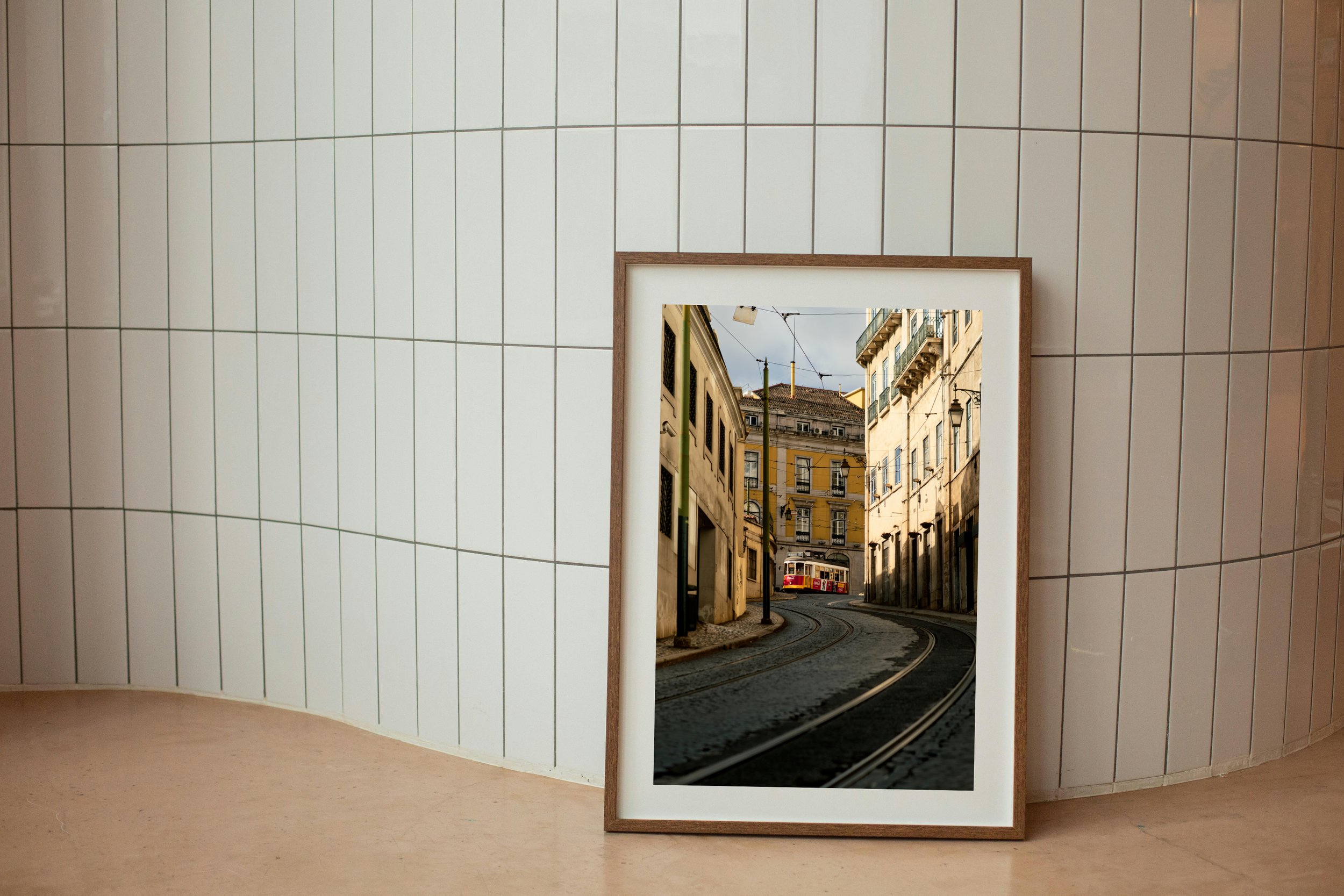Classic_tram_preview02.jpg