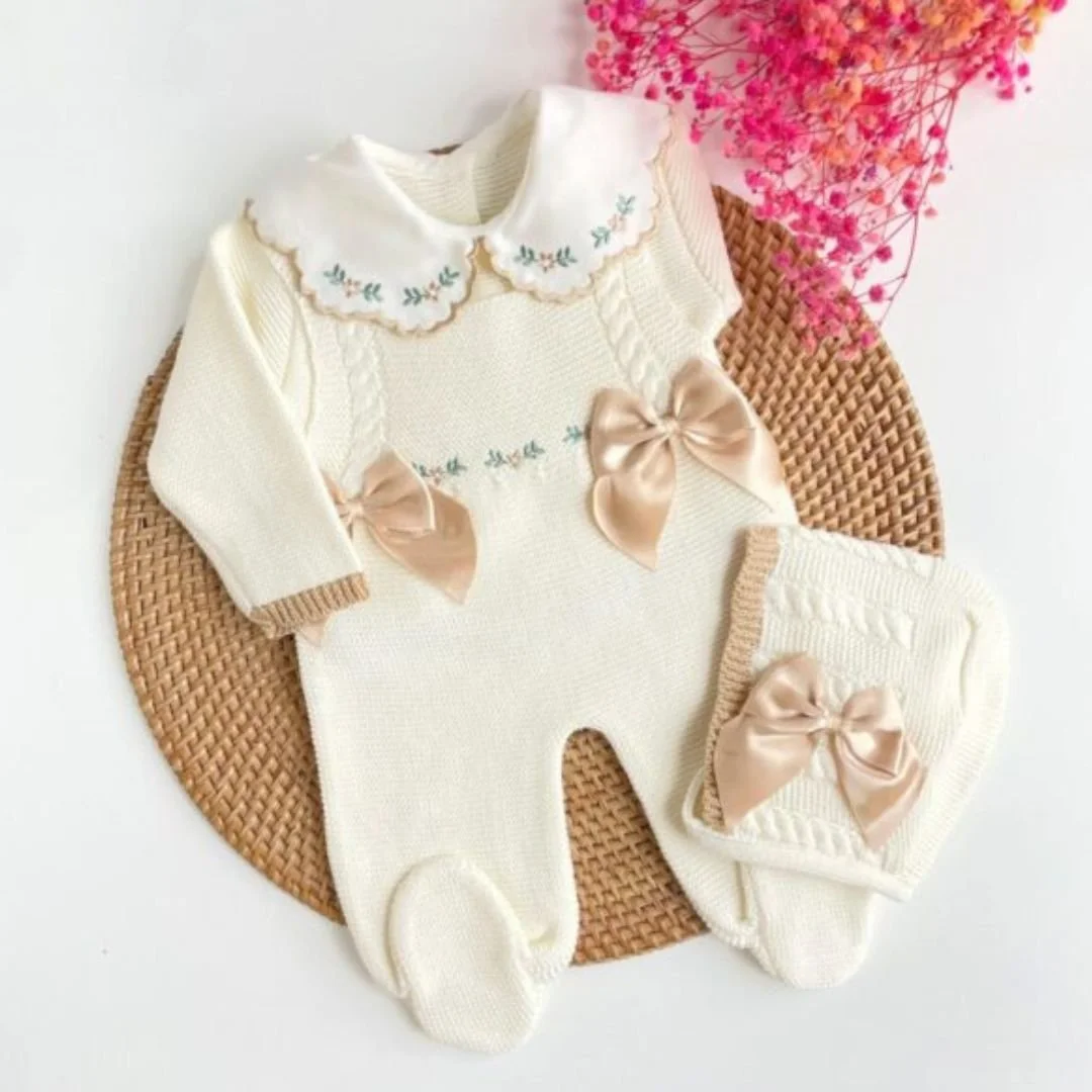 Blue Ocean Photo Summer Instagram Post - 2026-03-27T112324.719.jpg