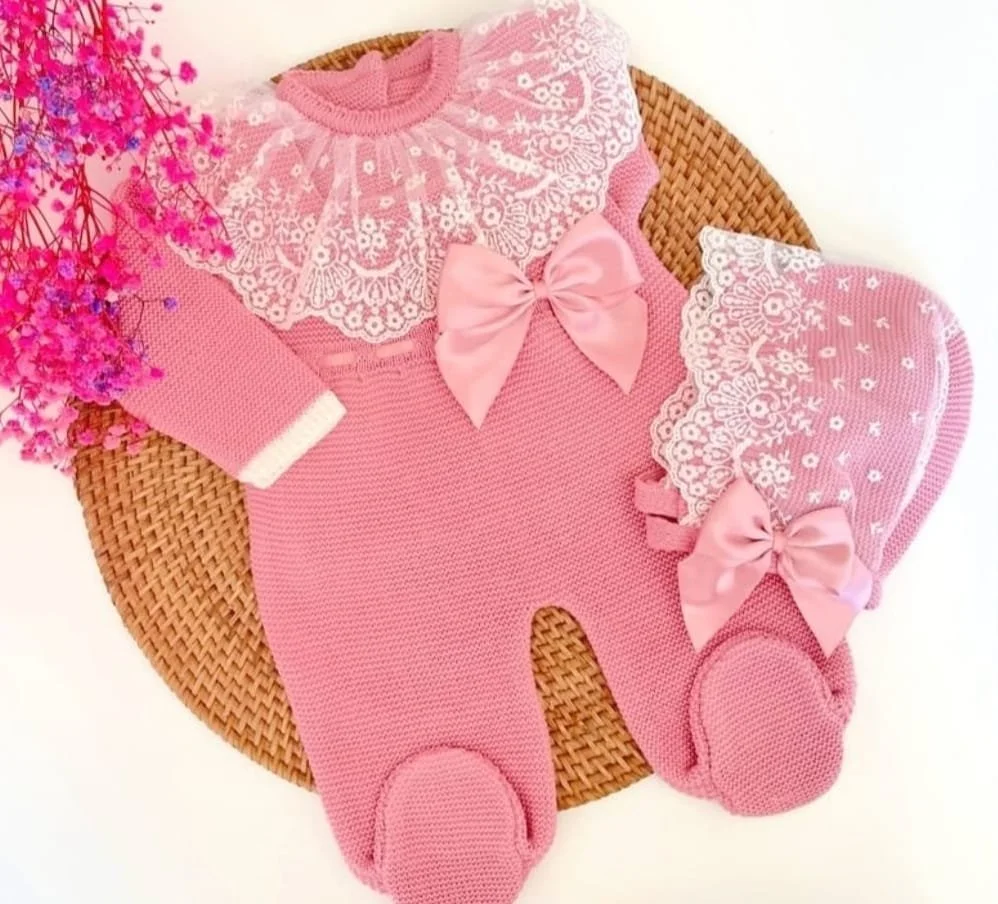 Knitted baby set, in light pink, baby set with delicate details and bow ...