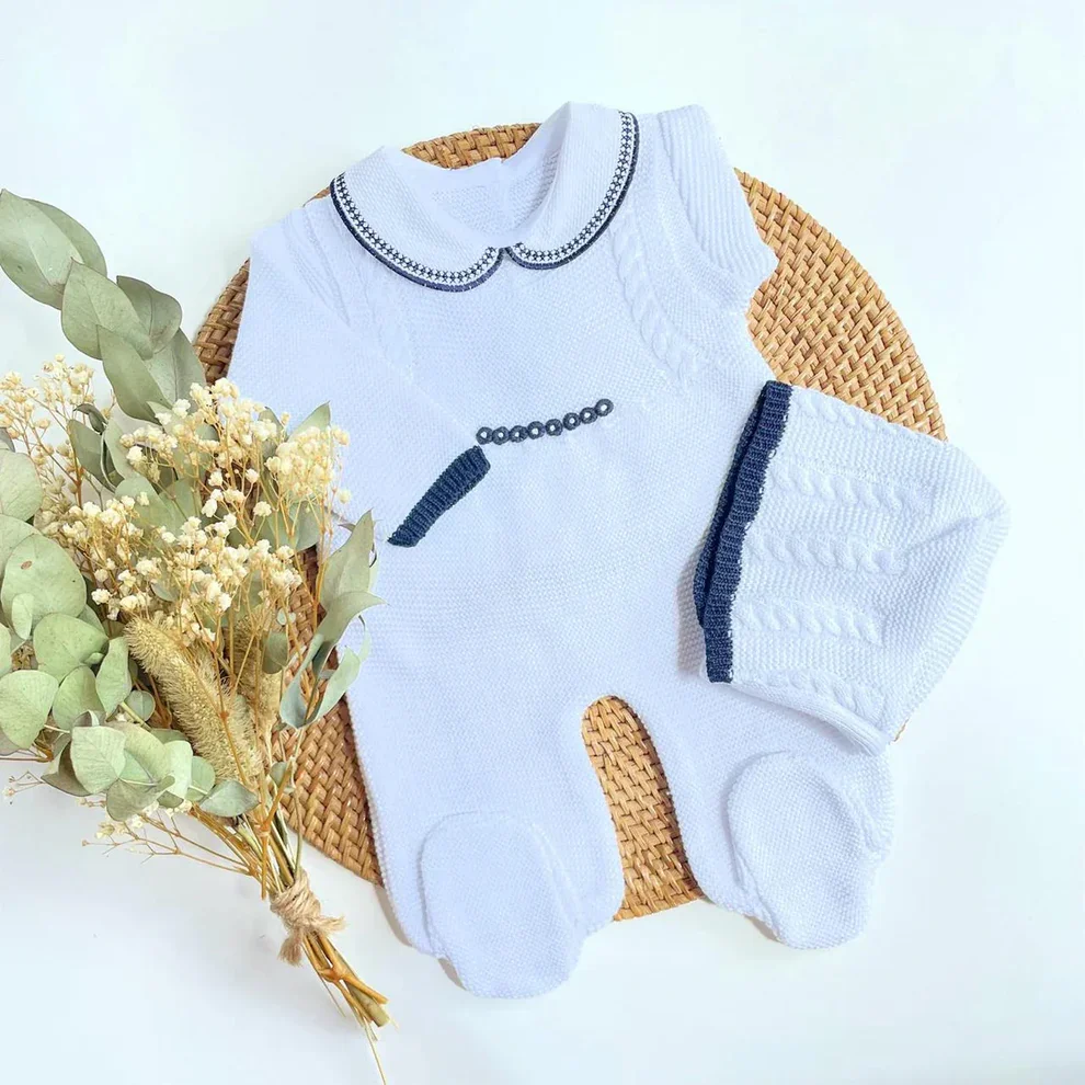 Knitted Newborn Set with Bonnet, White and Navy Set, Baby Clothes/Newborn Set, Knitted Newborn Clothes, Newborn Boy Outfit