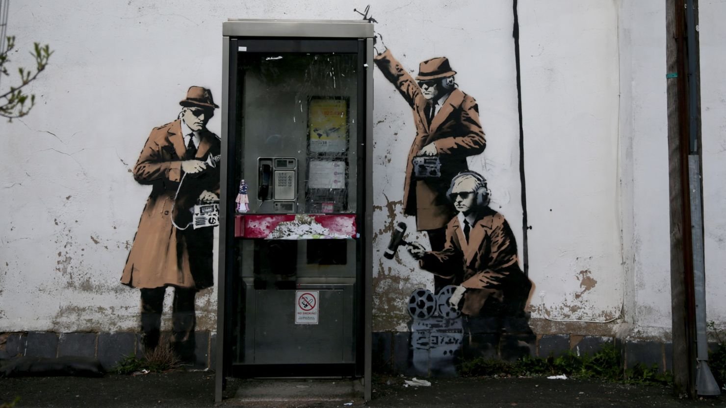 Who Watches the Watchers? - The Ethics of Mass Surveillance