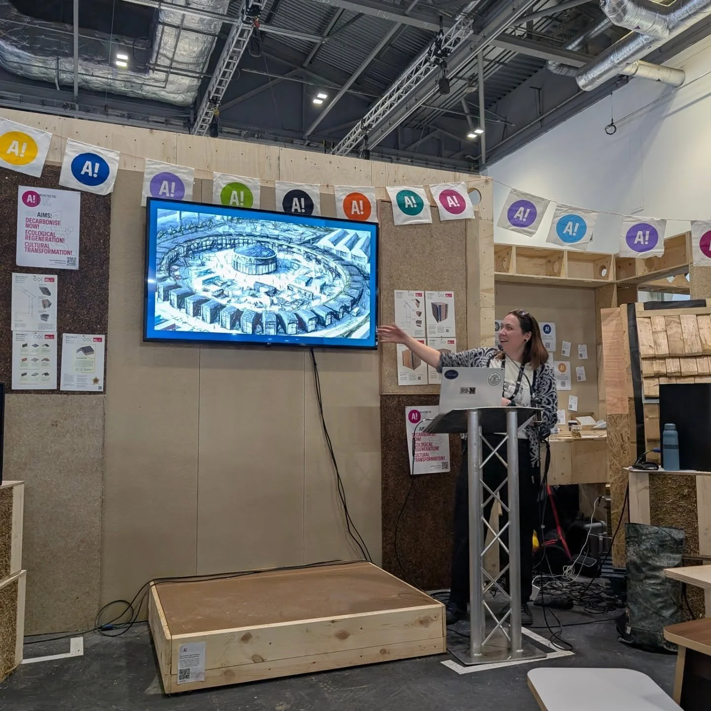 Last week we were at Futurebuild!! 

Wearing many hats this time! Director of my architectural business Senda Design (www.sendadesign.co.uk), graduate of the Centre of Alternative Technology, Executive Member of EBUKI and Clayfest organiser. It was a