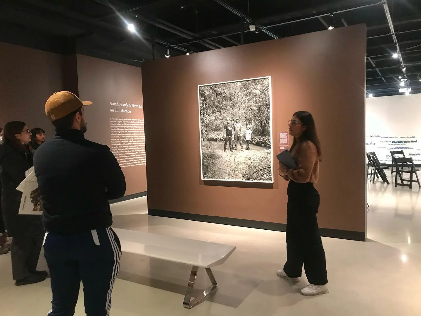 Los &uacute;ltimos 6 meses he estado trabajando en la Galer&iacute;a de arte STAMPS de la Universidad de Michigan. Las &uacute;ltimas semanas he estado dando tours sobre la exhibici&oacute;n en ingl&eacute;s y en espa&ntilde;ol, que los que me conoce