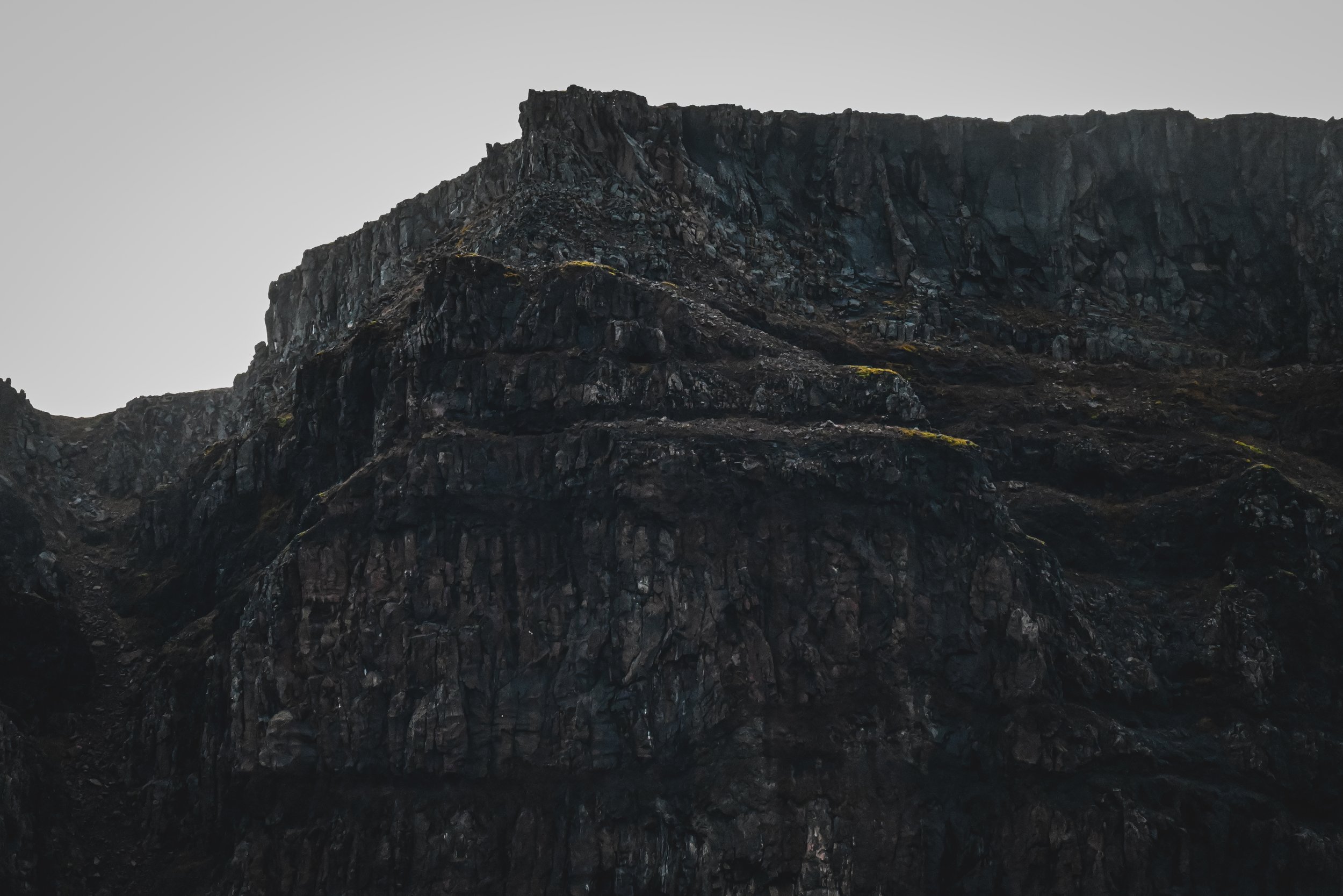 Hraunsnefsöxl - Sleeping Mother