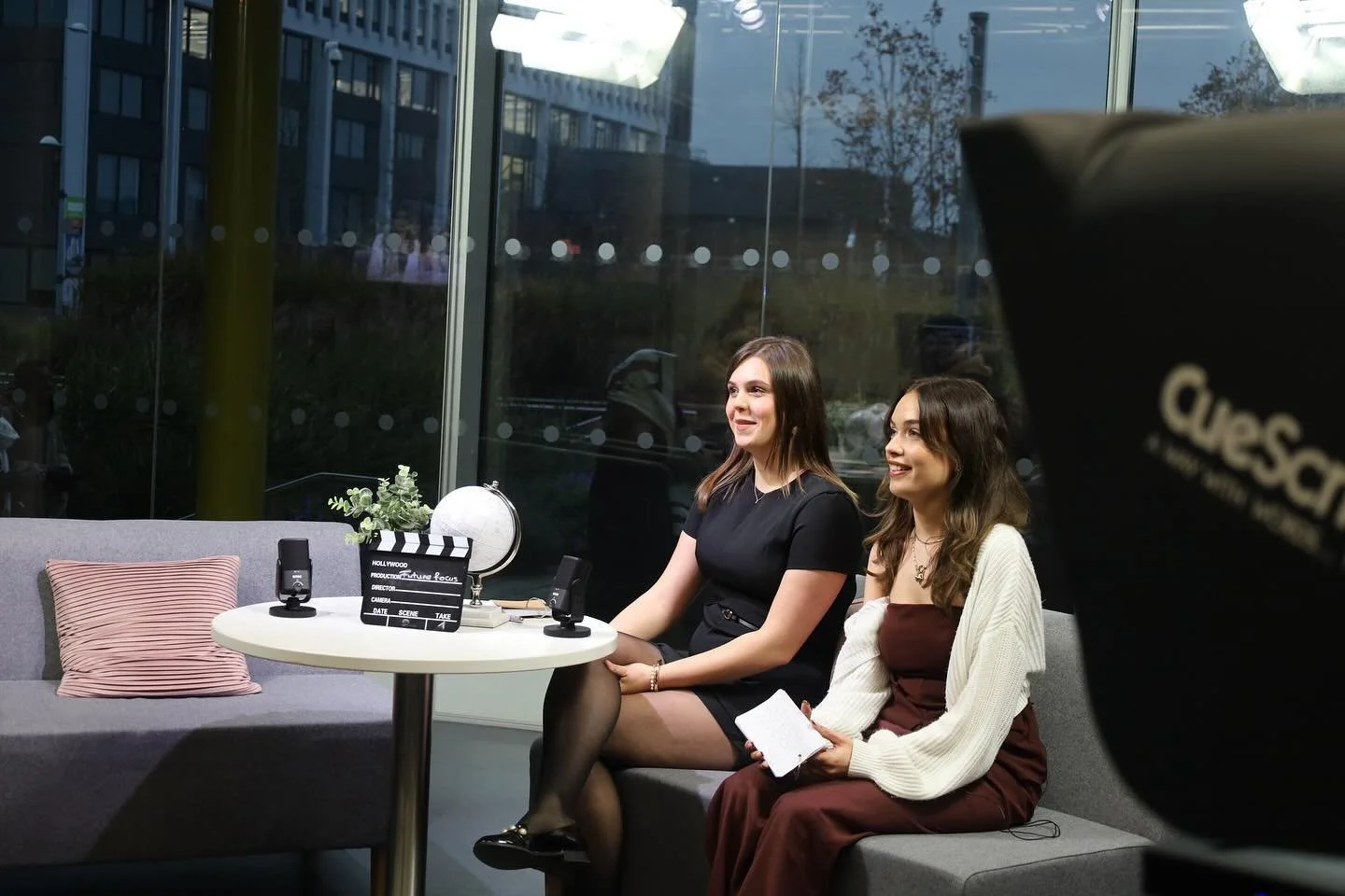 More BTS from the @futurefocusshow ! ( ps ignore the one piece of hair I didnt straighten 💁🏽&zwj;♀️) photoshopped creds : @charljourns . @mediacomms_cu