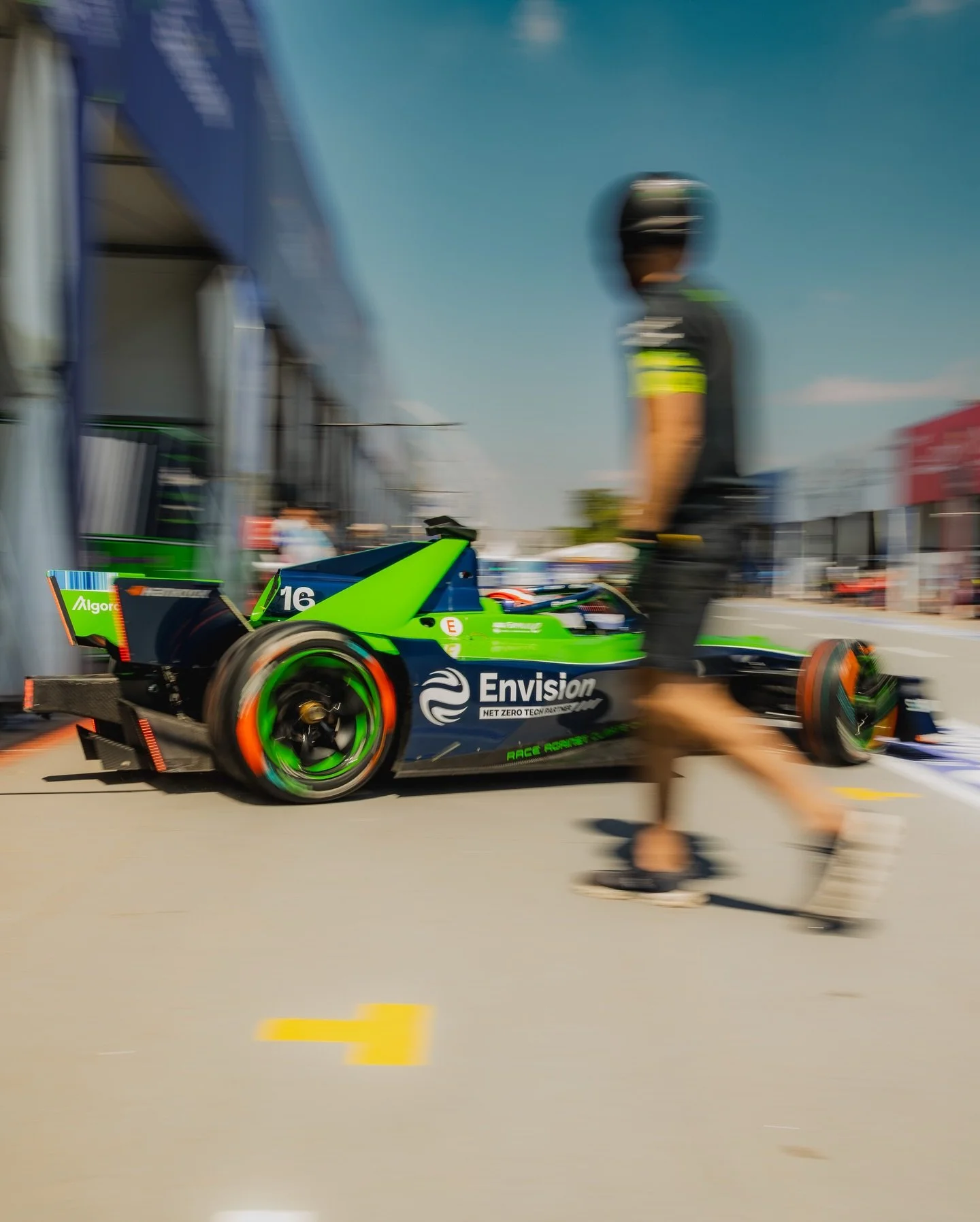 S&atilde;o Paulo was a vibe can&rsquo;t wait for the next one 👊

Shot for Spacesuit Media x Envision Racing