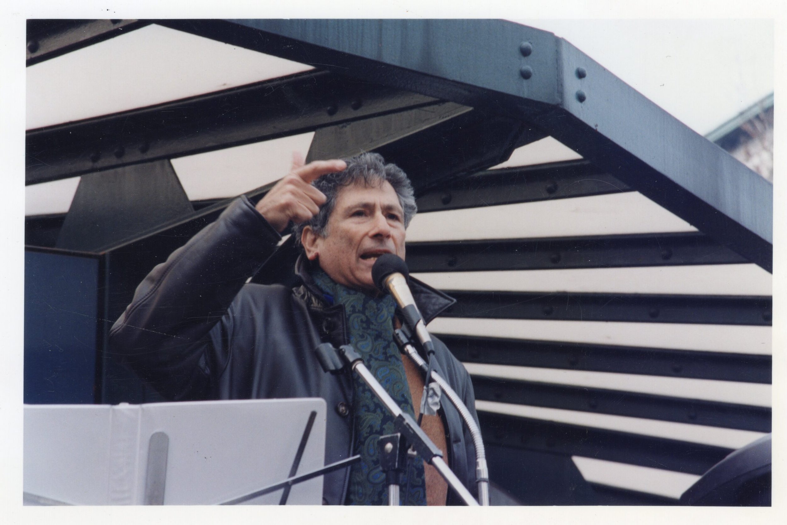 Edward-Said-Between-Worlds_Press-Photo_14-scaled.jpg
