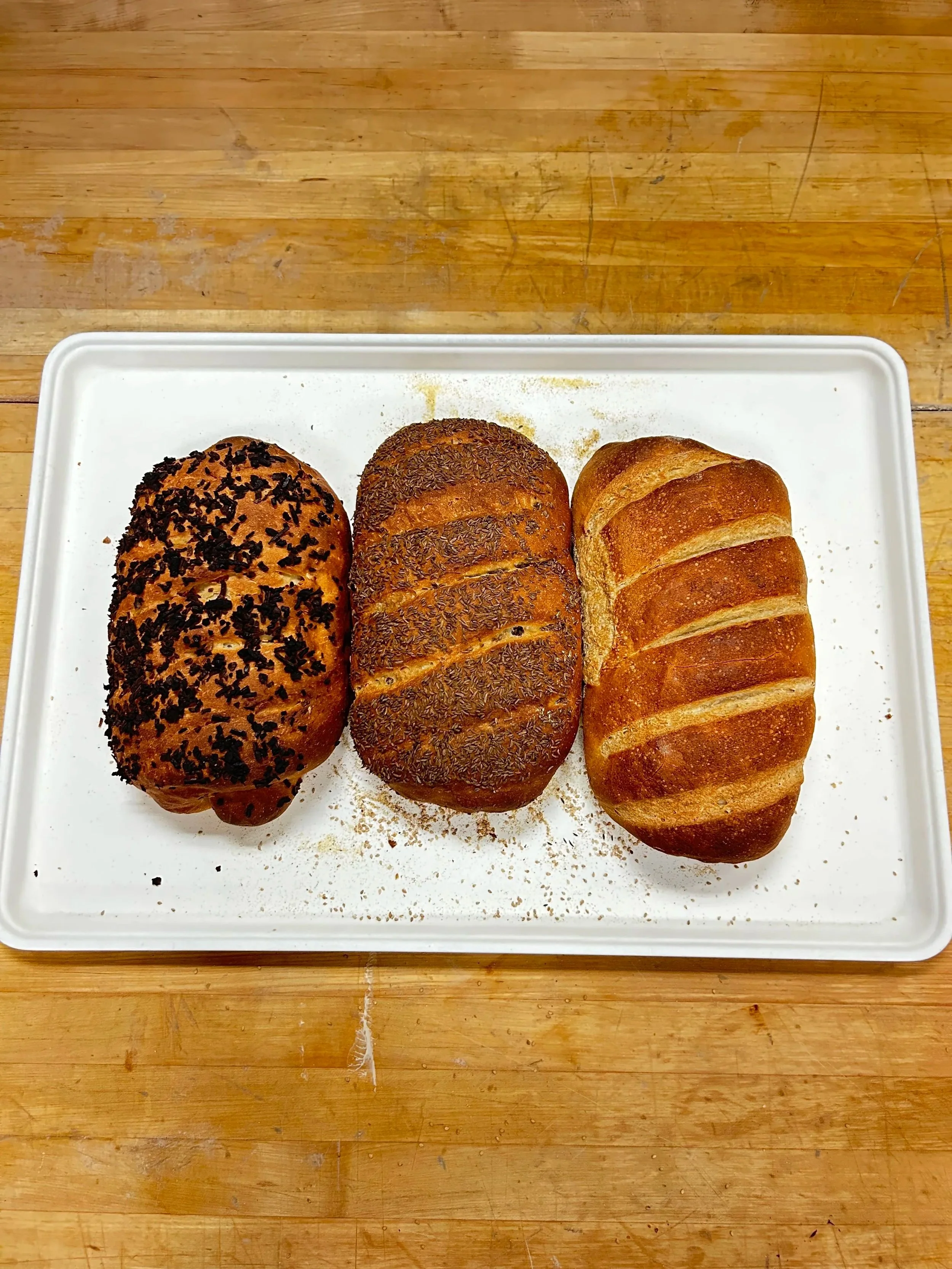 RYE BREAD (PLAIN, SEEDED, ONION) 