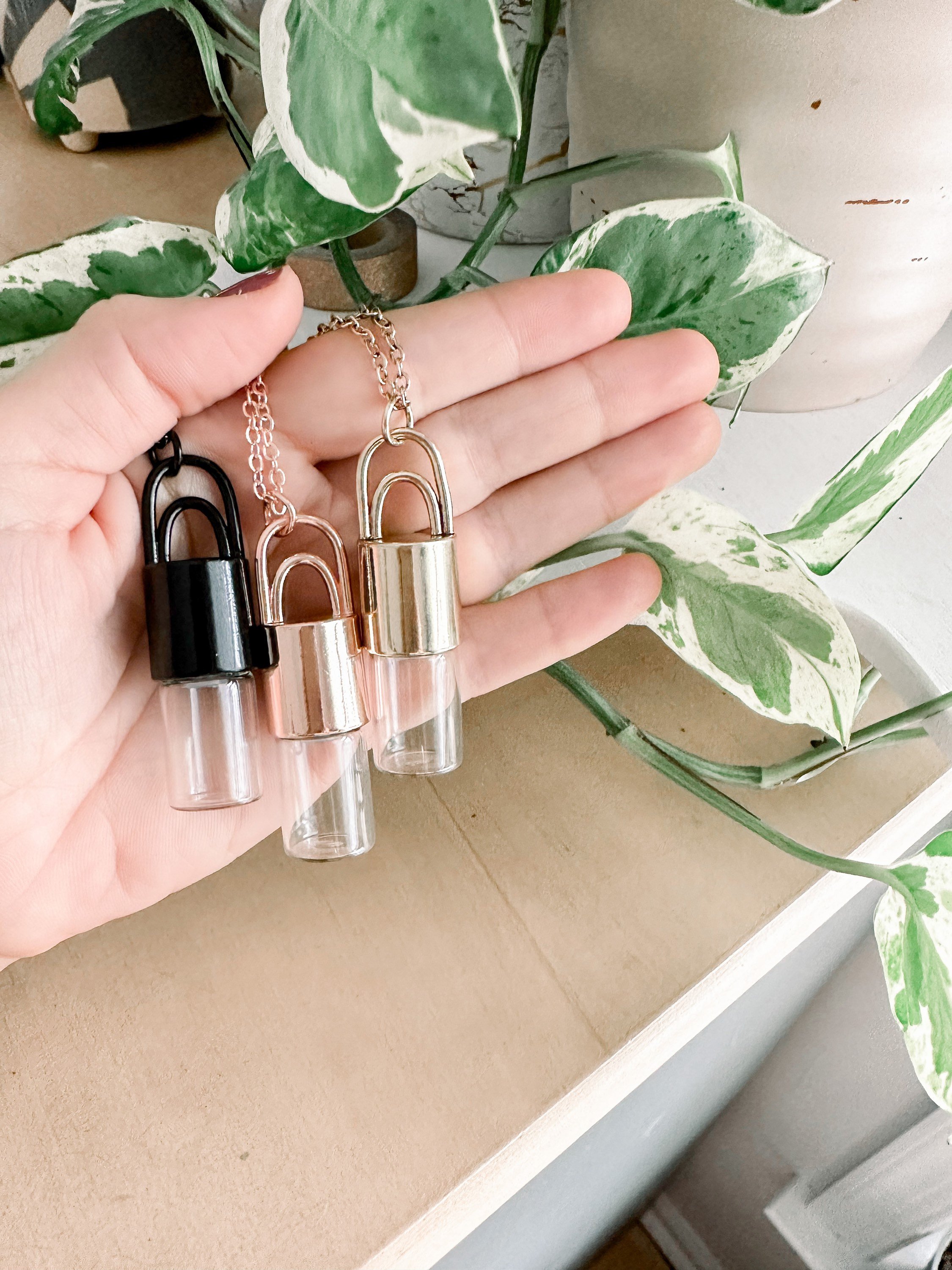 https://i.etsystatic.com/10493468/r/il/eebea6/4437977255/il_fullxfull.4437977255_alnz.jpg