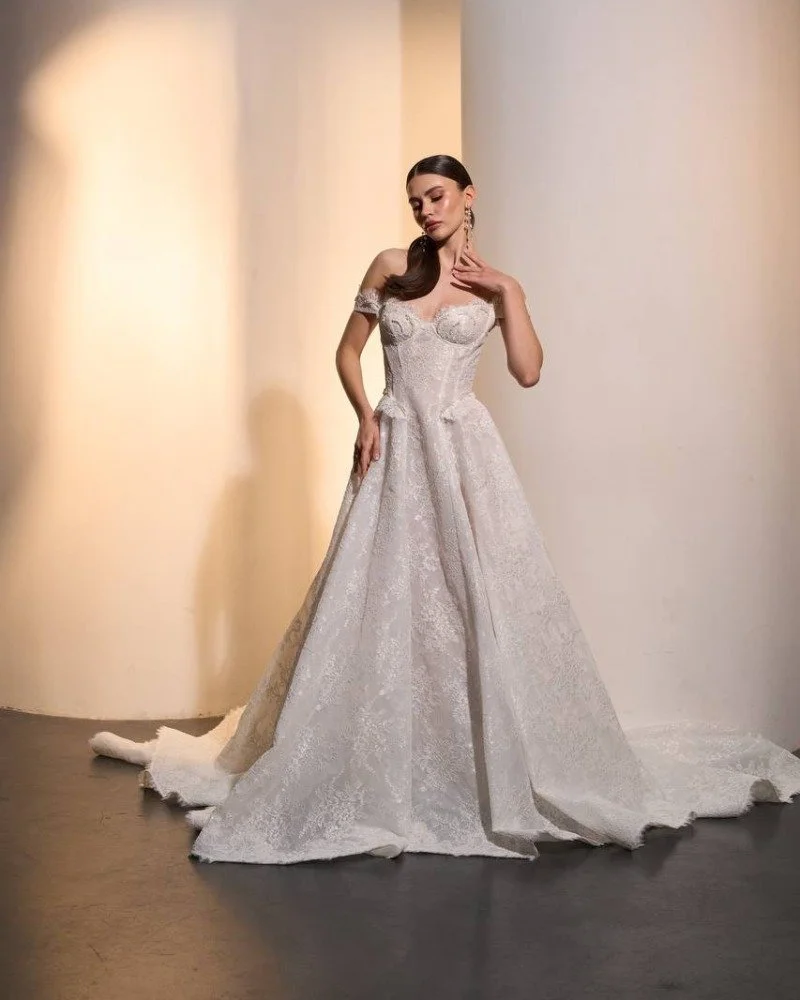 How To Prepare for Your Wedding Dress Fittings