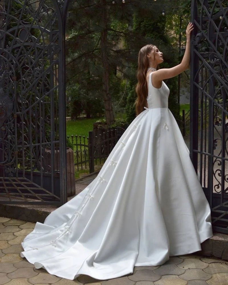 How To Prepare for Your Wedding Dress Fittings