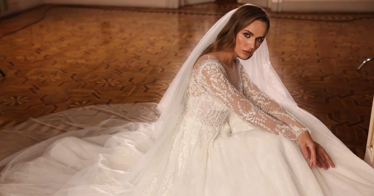 The Ultimate Guide To Shopping for a Wedding Dress