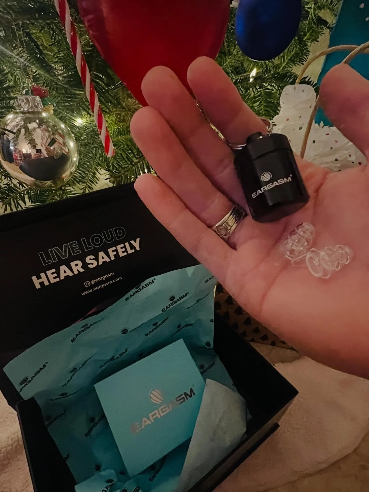 Ring in the new year, without tinnitus, and make sure you have your own High-Fidelity @Eargasm earplugs under the tree! 

Save 10% on your entire Eargasm order with Code: HART10

#eargasm #eargasmearplugs #eargasmearfluencer