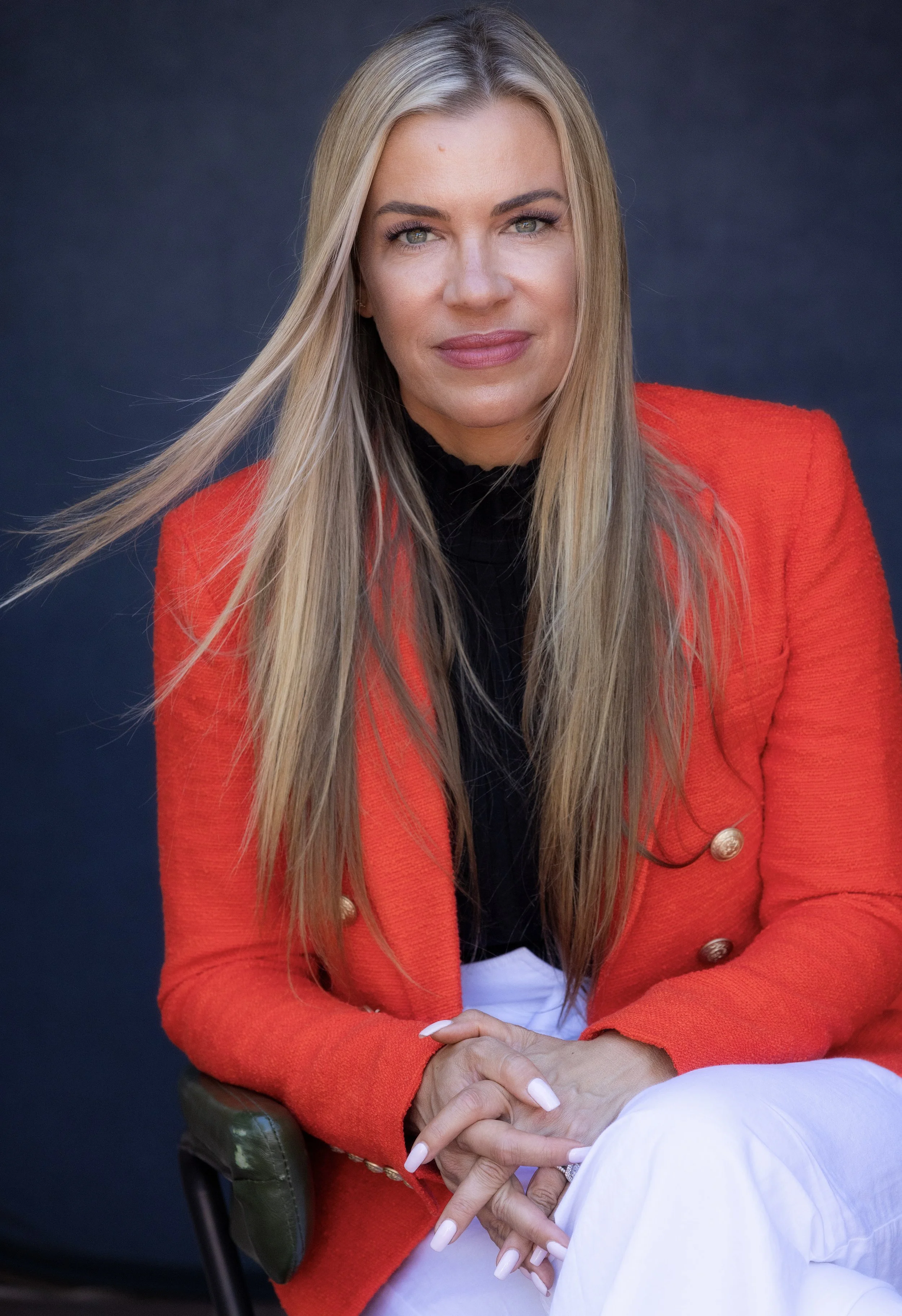 Jennifer Wolfe guiding identity-level transformation to help clients heal anxious attachment and build secure love.