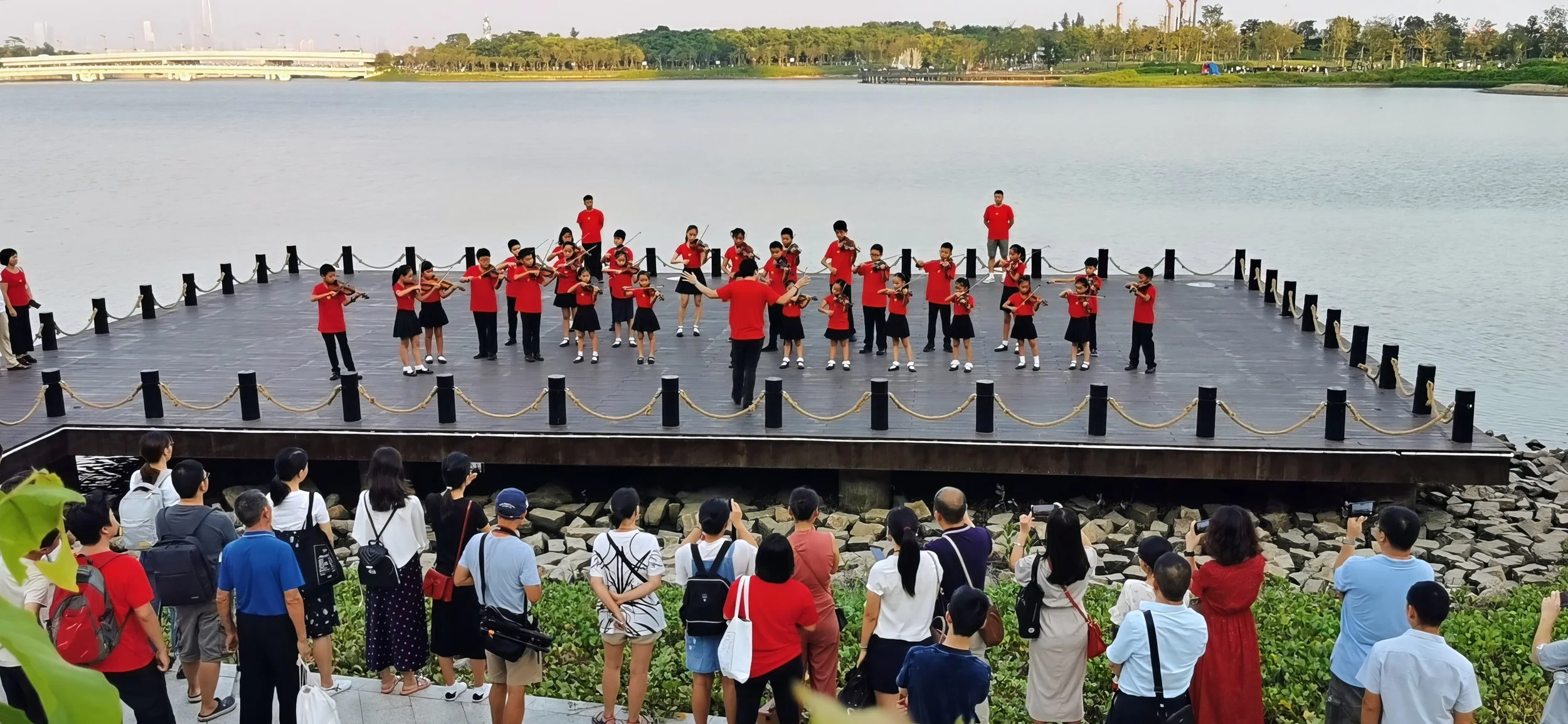 2019年香港深圳人才公園快閃慶祝國2-topaz-lighting-color-upscale-2.7x-crop.jpeg