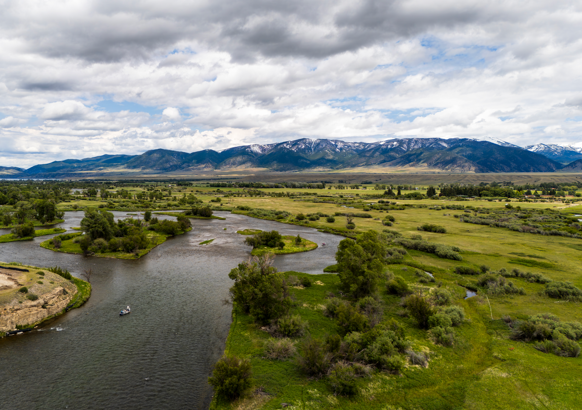 Bozeman Montana Fly Fishing Guide Trips.png