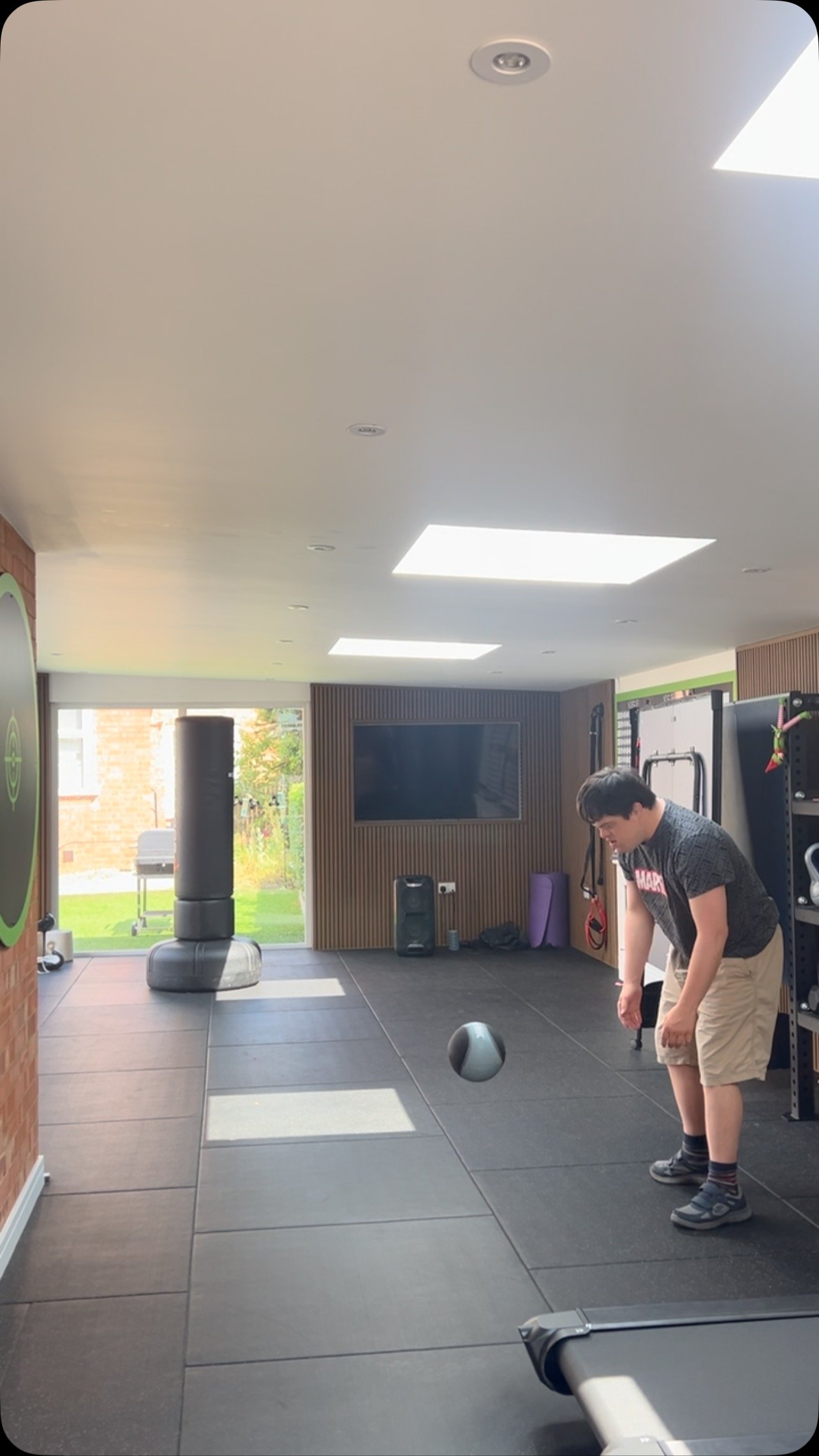 Gym time! 🏋️💪 @thegoedlife