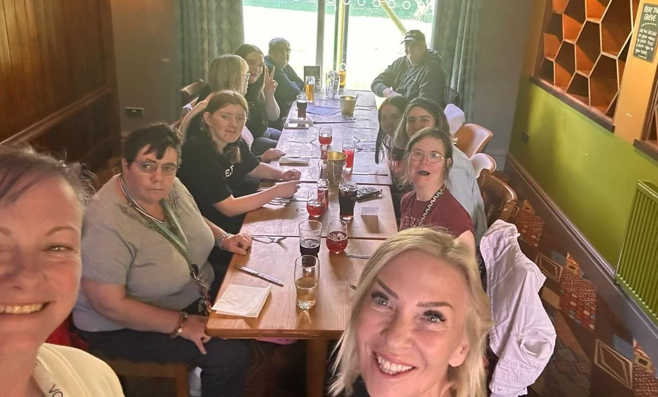 #SundayRoast #PubMeal ##AfternoonOut #FriendsDay 🍽️