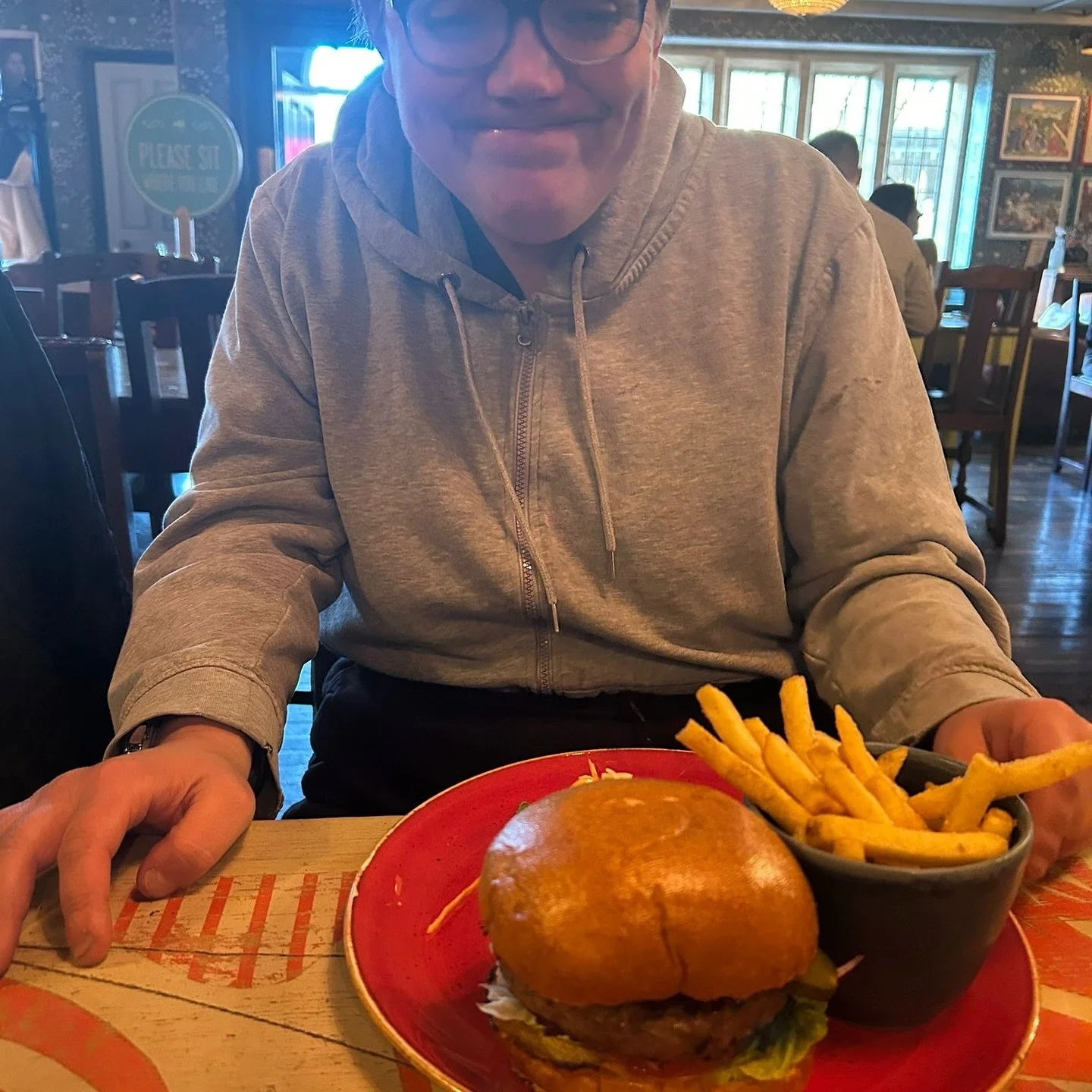 Brunch and big dawgs 🥰