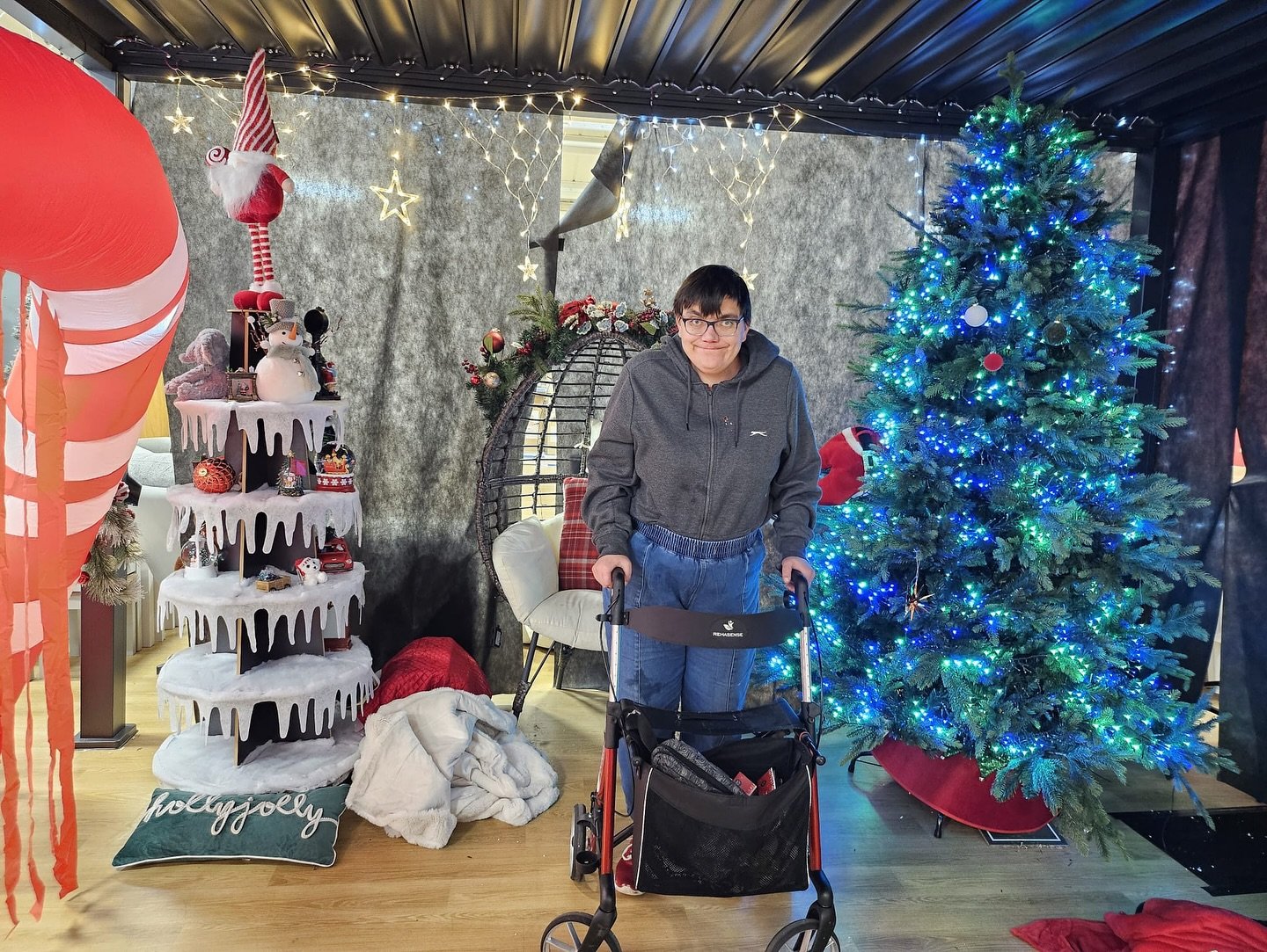 #christmasornaments #shopping 
It&rsquo;s beginning to look a lot like Christmas 🎄