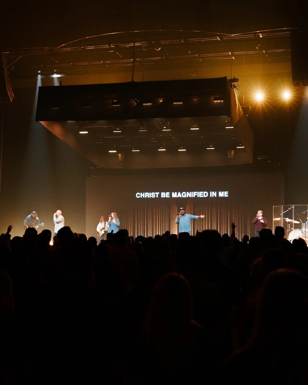 words of comfort 🍯

Loved getting to work on this sermon series design for @connect_cp the warm nostalgic feel was so sick 

#church #sermonseries #graphics