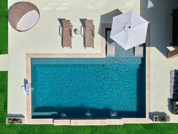 Pool water color with Mini Aqua Blue Plaster finish