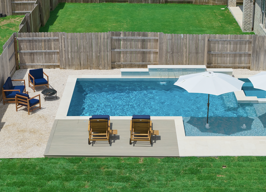 Pool steps and entry detail — Round Rock gunite pool