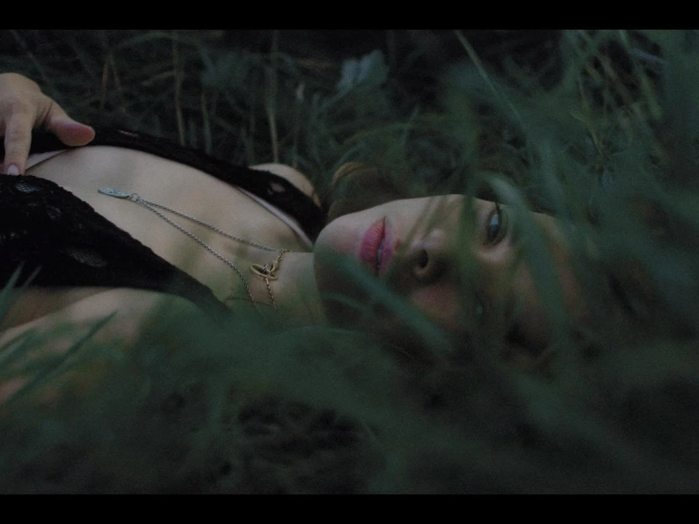 Rosie Langley - Love

Directed by my dear friend @jamiemkorn, Jamie and I pulled this together as a two-man team and couldn&rsquo;t be more proud of these results from this one 💪🏻🔥

Director/Colourist - @jamiemkorn @growupsad 
Camera Op - @milomul