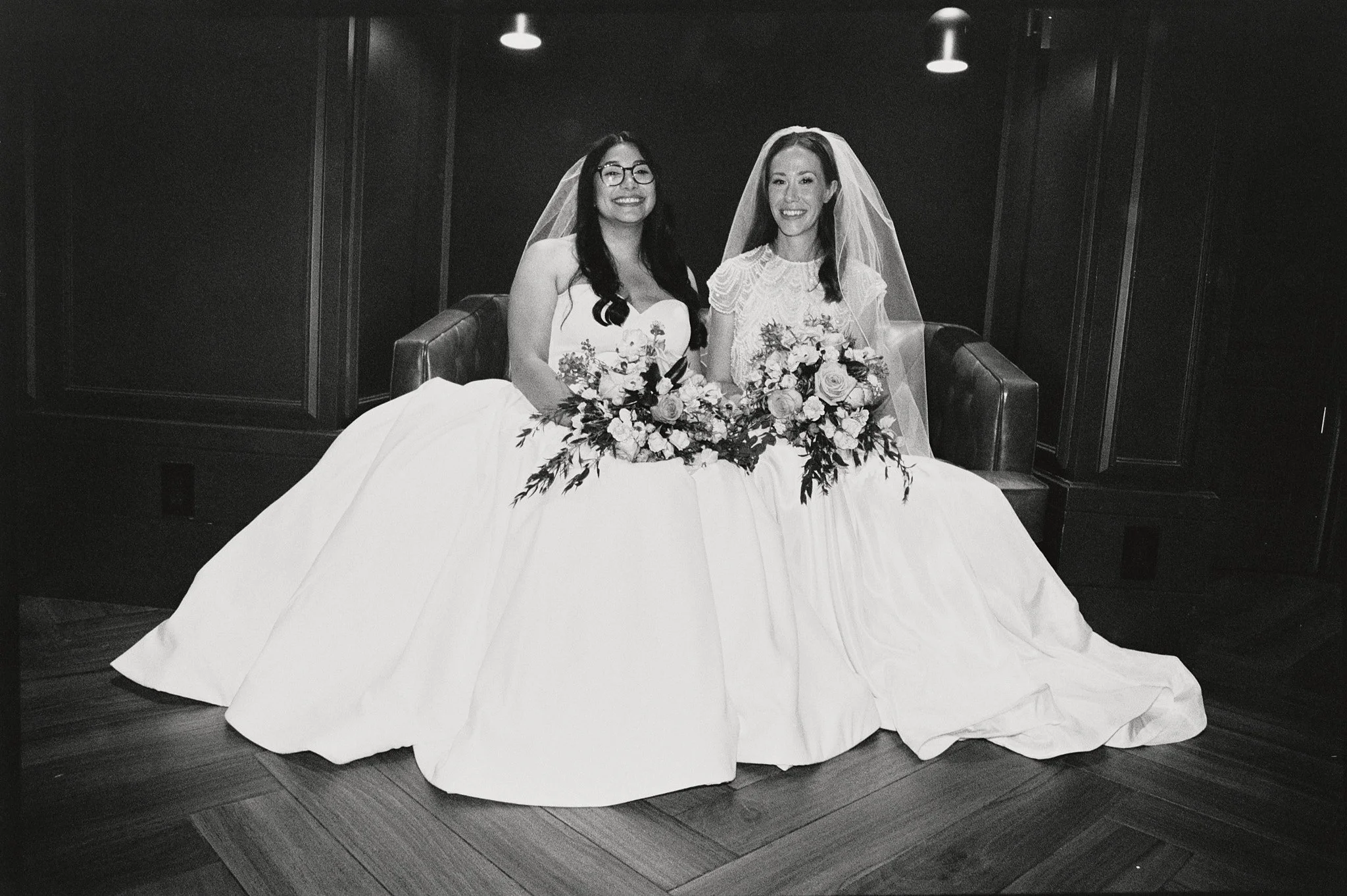 Tara + Corrina2682.jpg