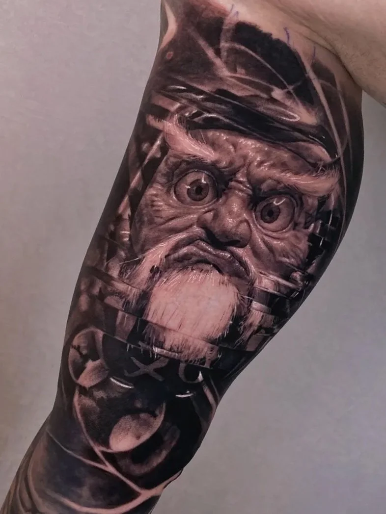 Alex-tat-08.jpg