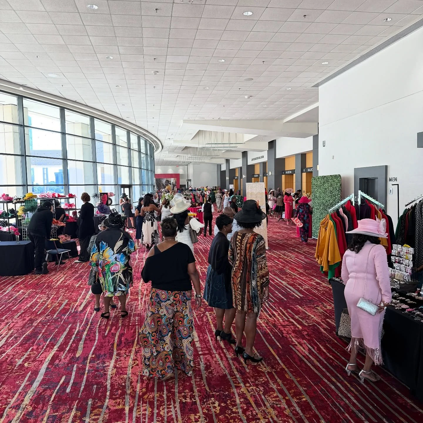 The ladies are shopping and enjoying the silent auction before the 23rd Annual UNCF Maya Angelou Women Who Lead Luncheon.  A mind is a terrible thing to waste.
&mdash;&mdash;&mdash;&mdash;&mdash;&mdash;&mdash;
#uncf #ladiesluncheon #fundraiser #fundr