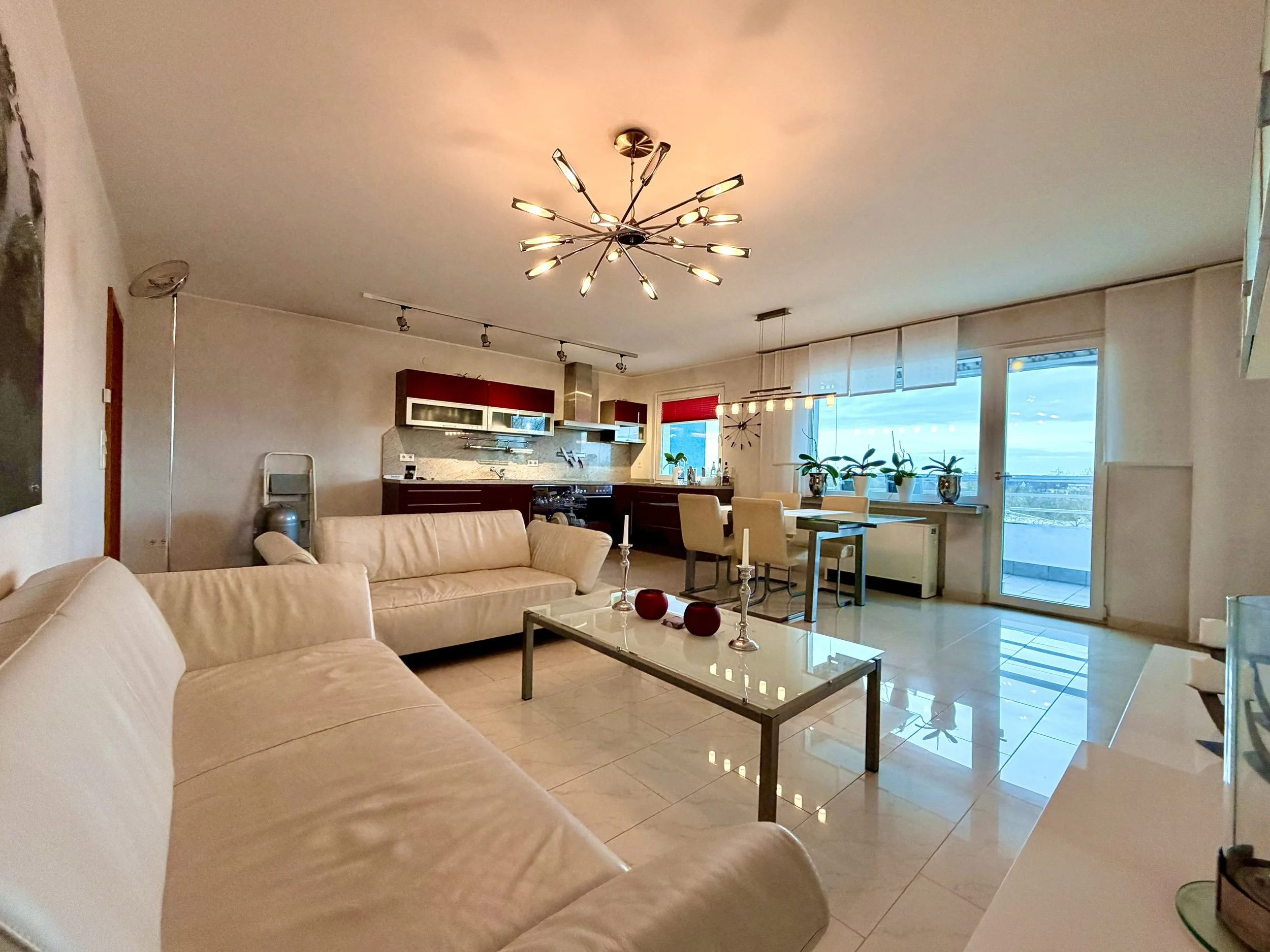 Komfortable, barrierearme Wohnung im ruhigen Wohnpark – 3,5 Zimmer, Aufzug &amp; Einbauküche in Bochum - Höntrop