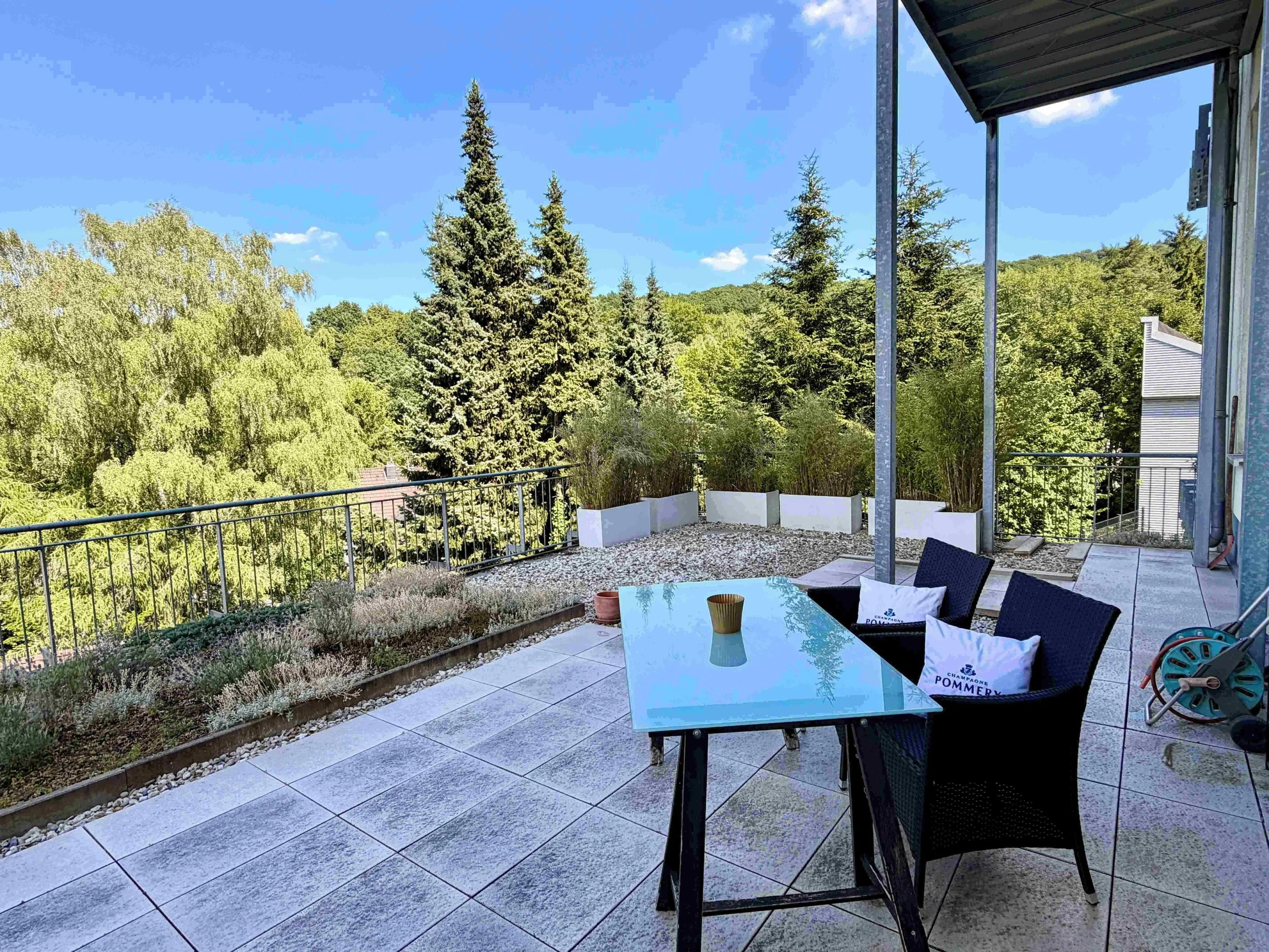 Terrasse 2.jpg