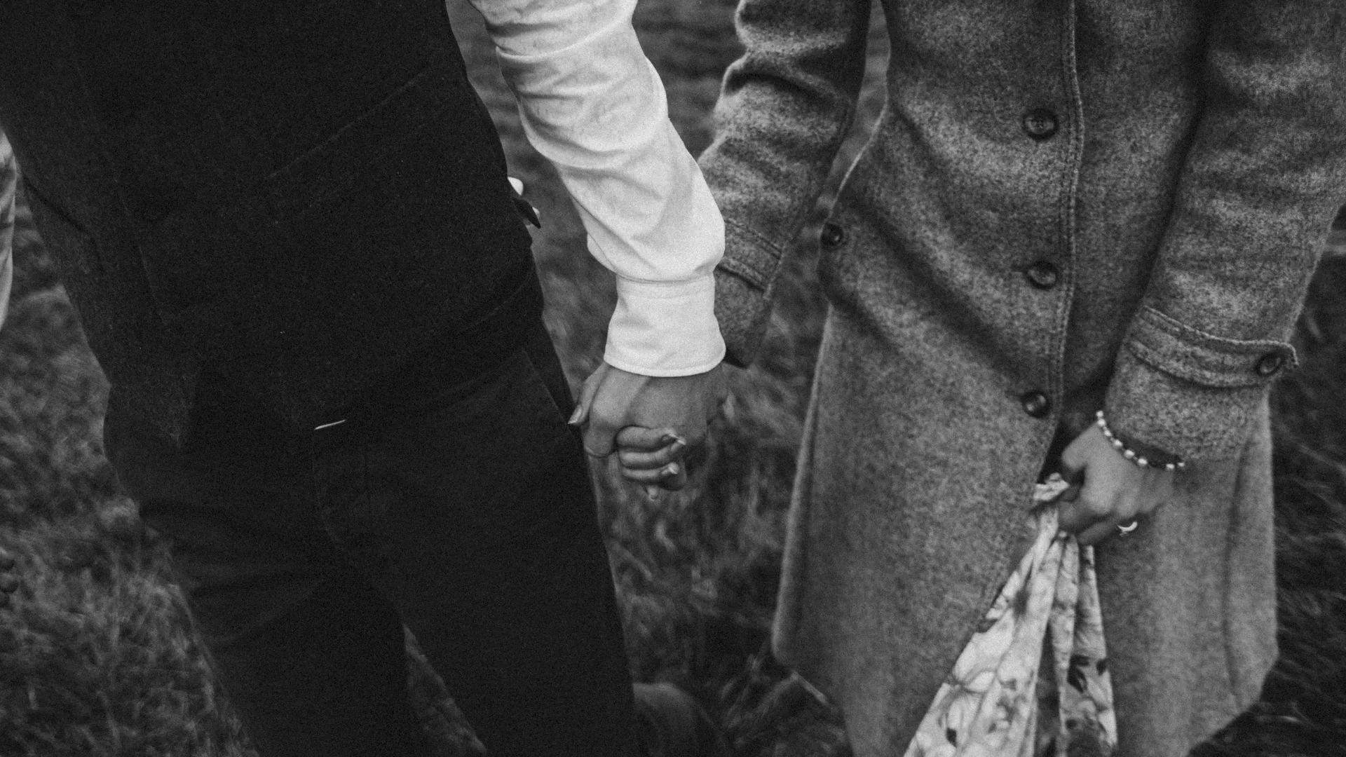 Signs Your Relationship Lacks Emotional Safety (and How to Create It)