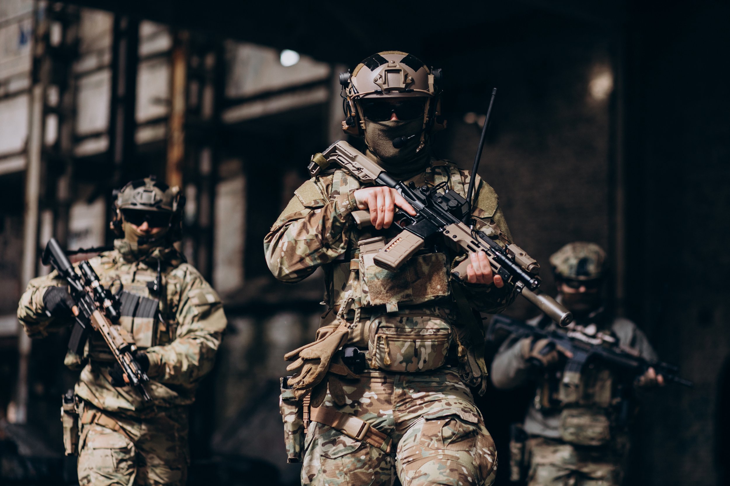 army-soldiers-fighting-with-guns-defending-their-country.jpg