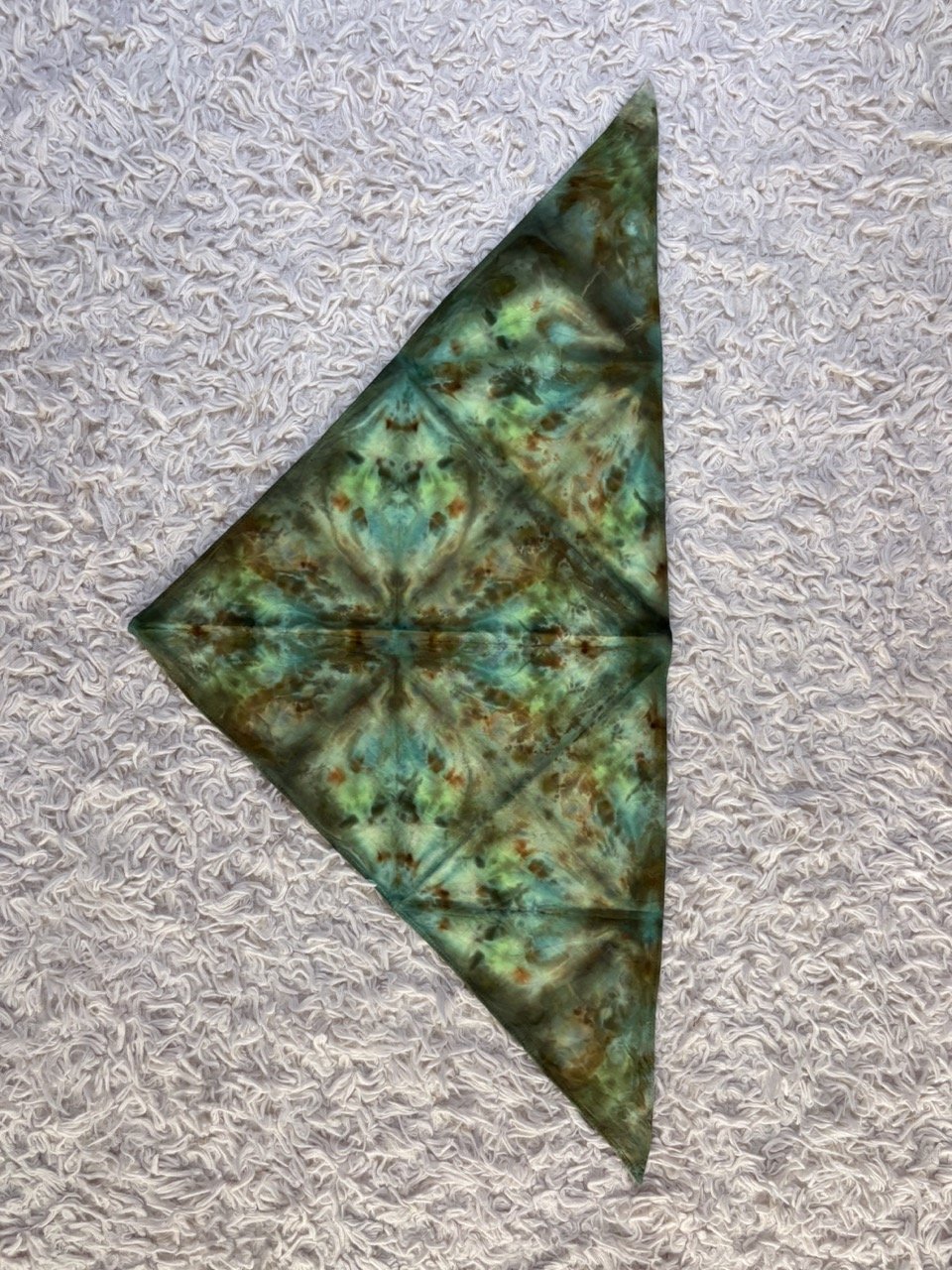 Earthly Cotton Triangle Bandana 001 (UV-REACTIVE)