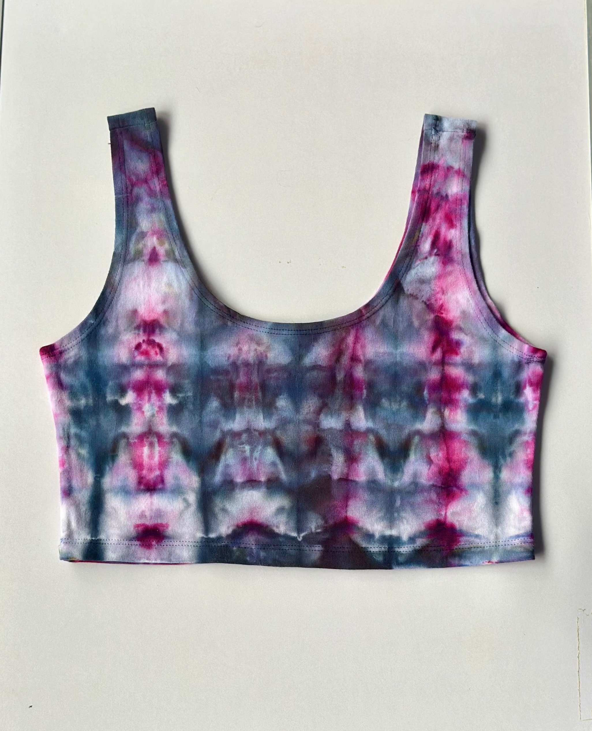 Crop tank - Charcoal Berry (Large)