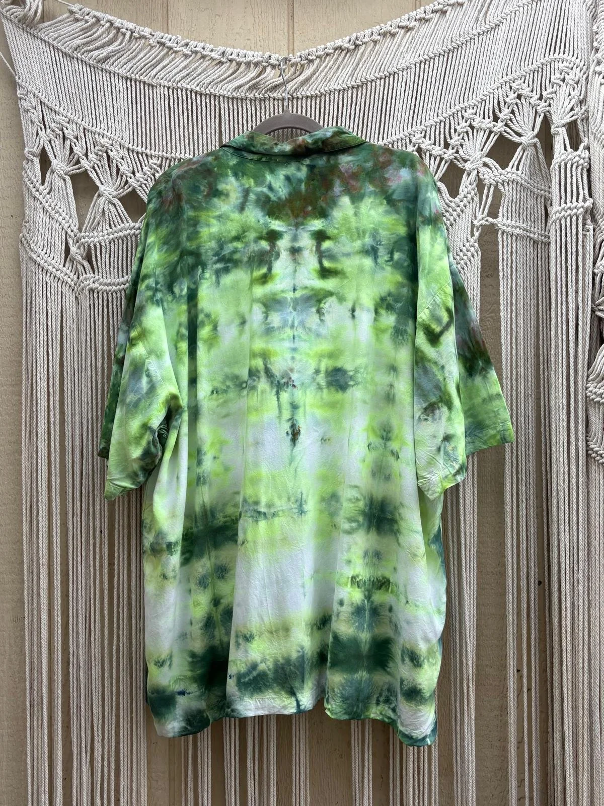 Earthly Rayon Button Down (UV-REACTIVE) (XXL)
