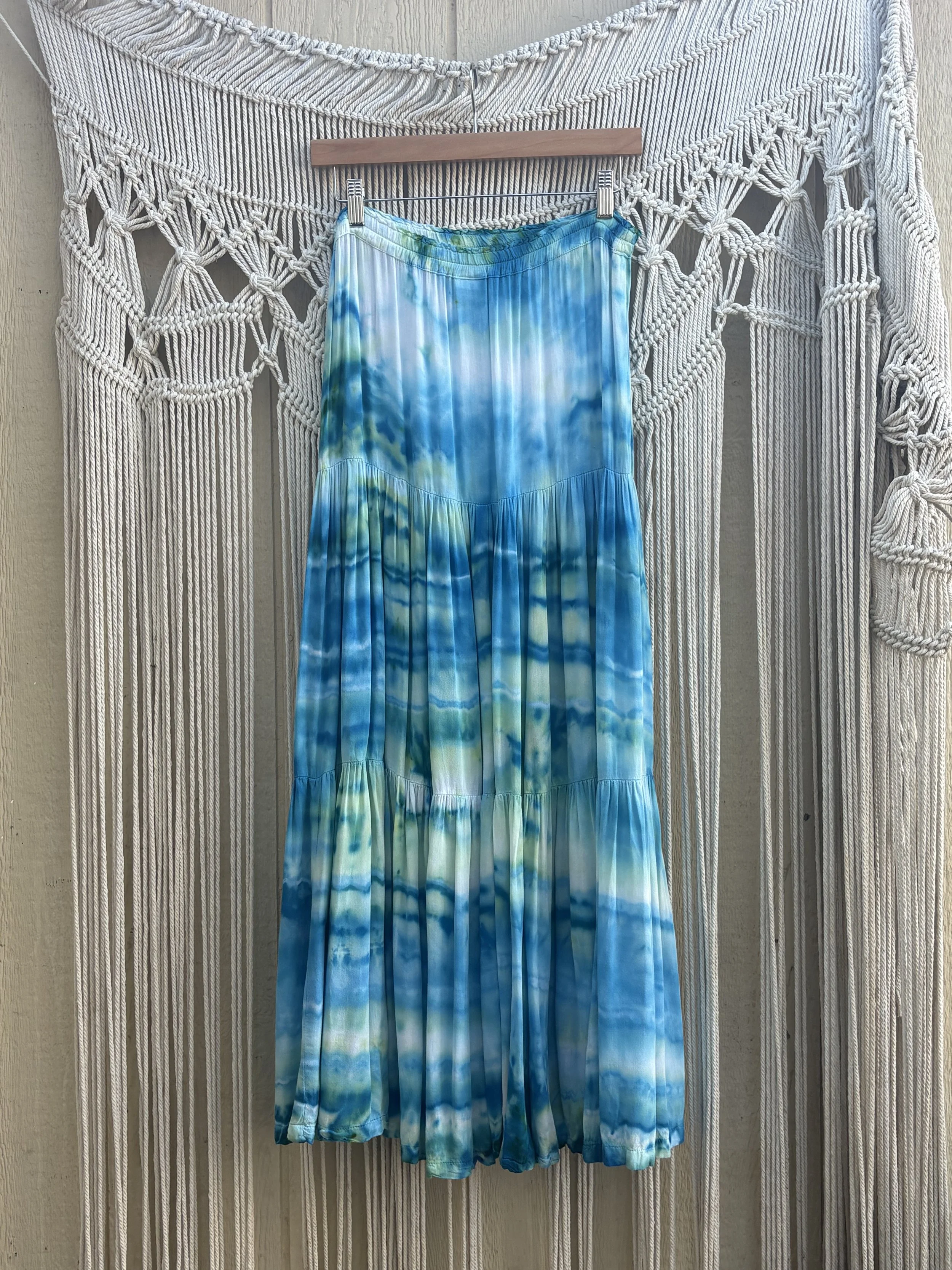 Uranus Spinner Skirt 001 (MEDIUM)