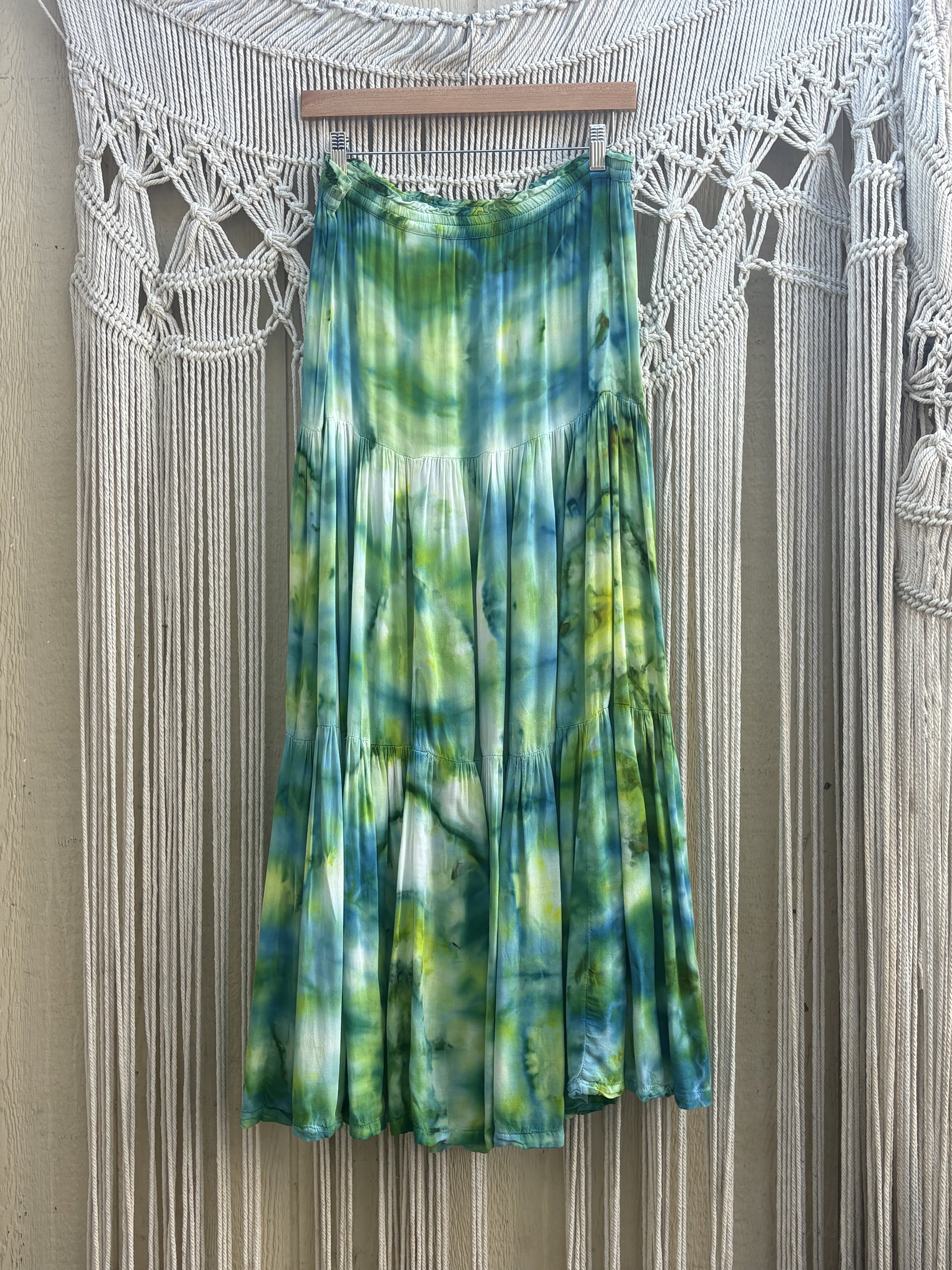 Earthly Spinner Skirt 002 (LARGE)