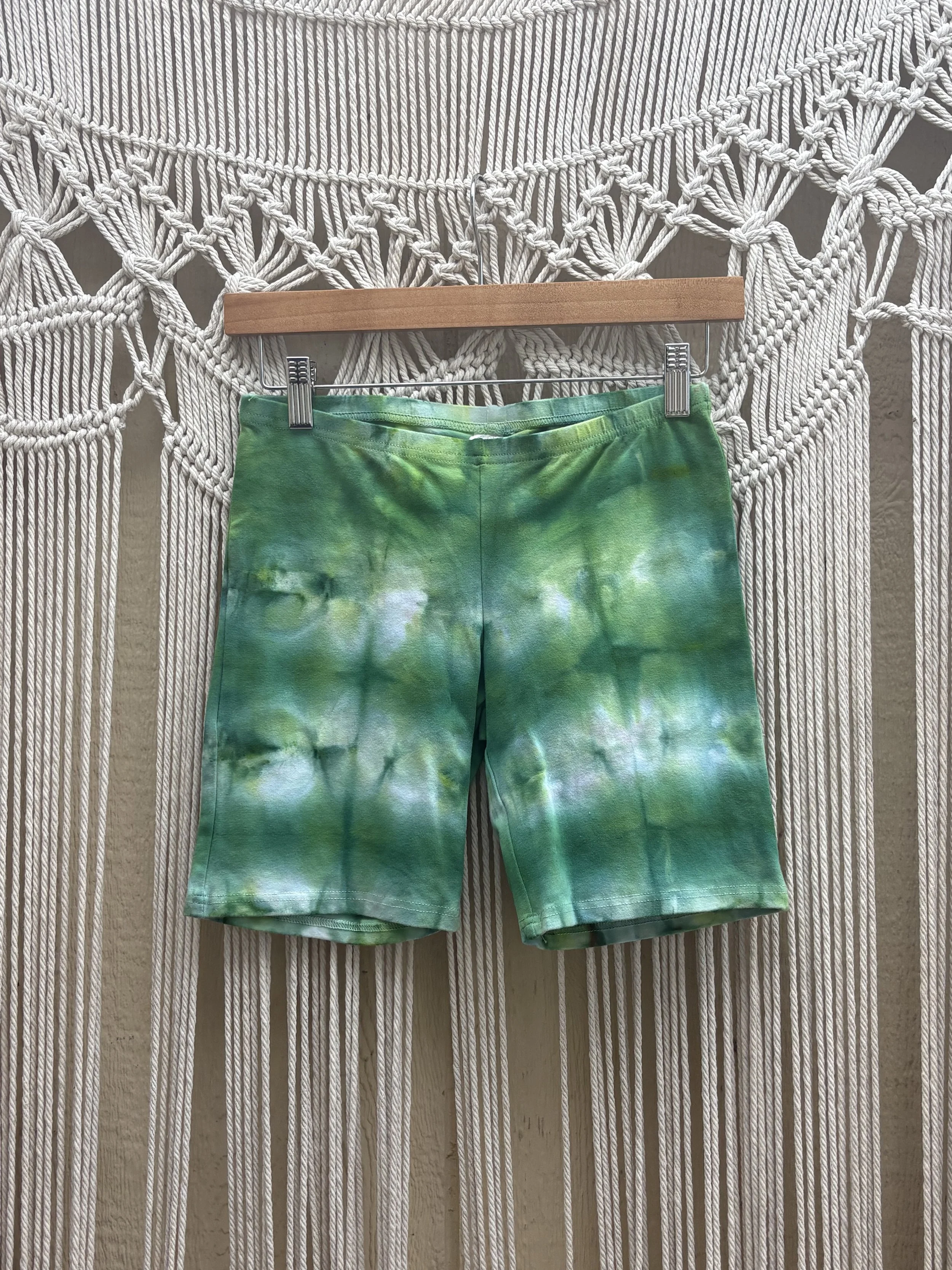Earthly Mid-Length Biker Short 001 (MEDIUM)
