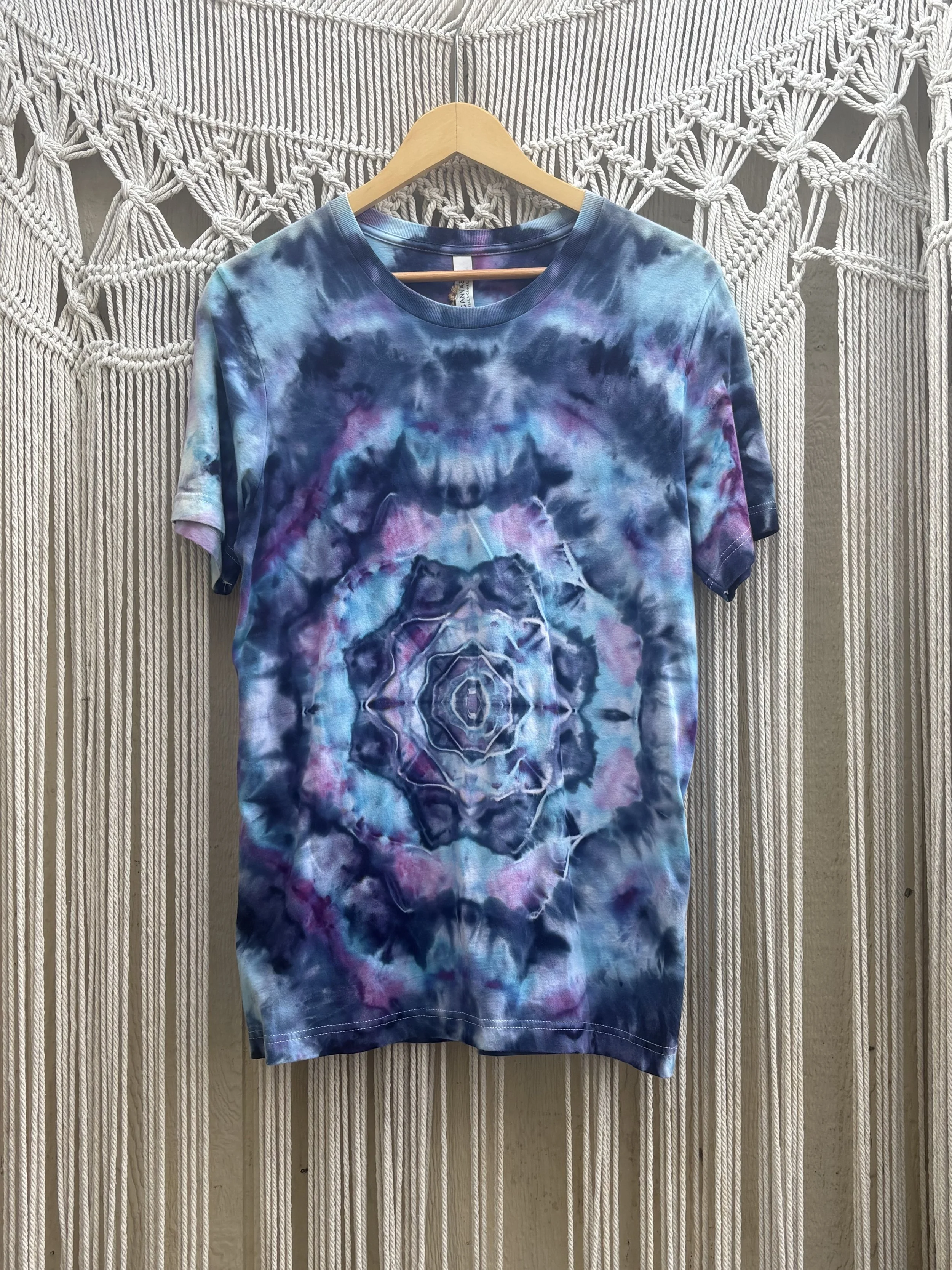 Neptune Mandala T-Shirt 001 (MEDIUM)
