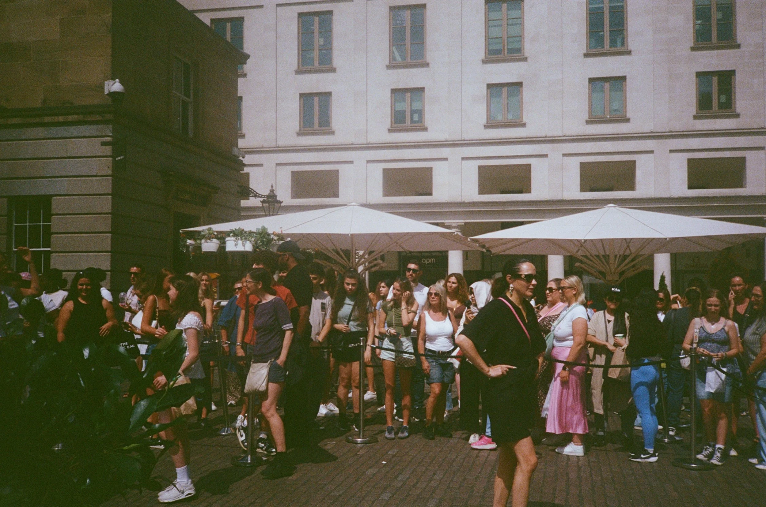 000046450020_17A.jpg
